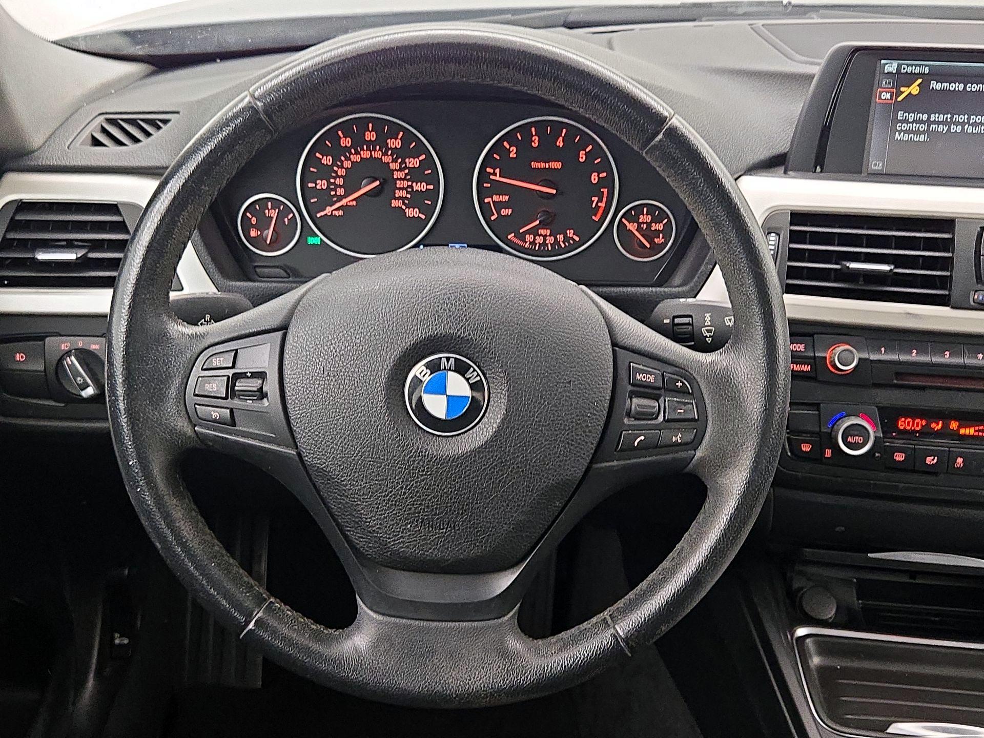 Thumbnail: 2014 BMW 3 Series - 10