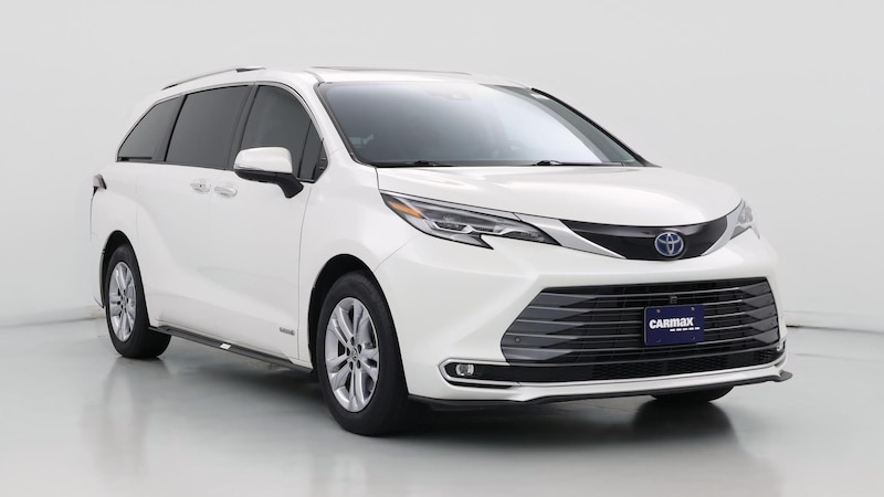 2021 Toyota Sienna Platinum Hero Image