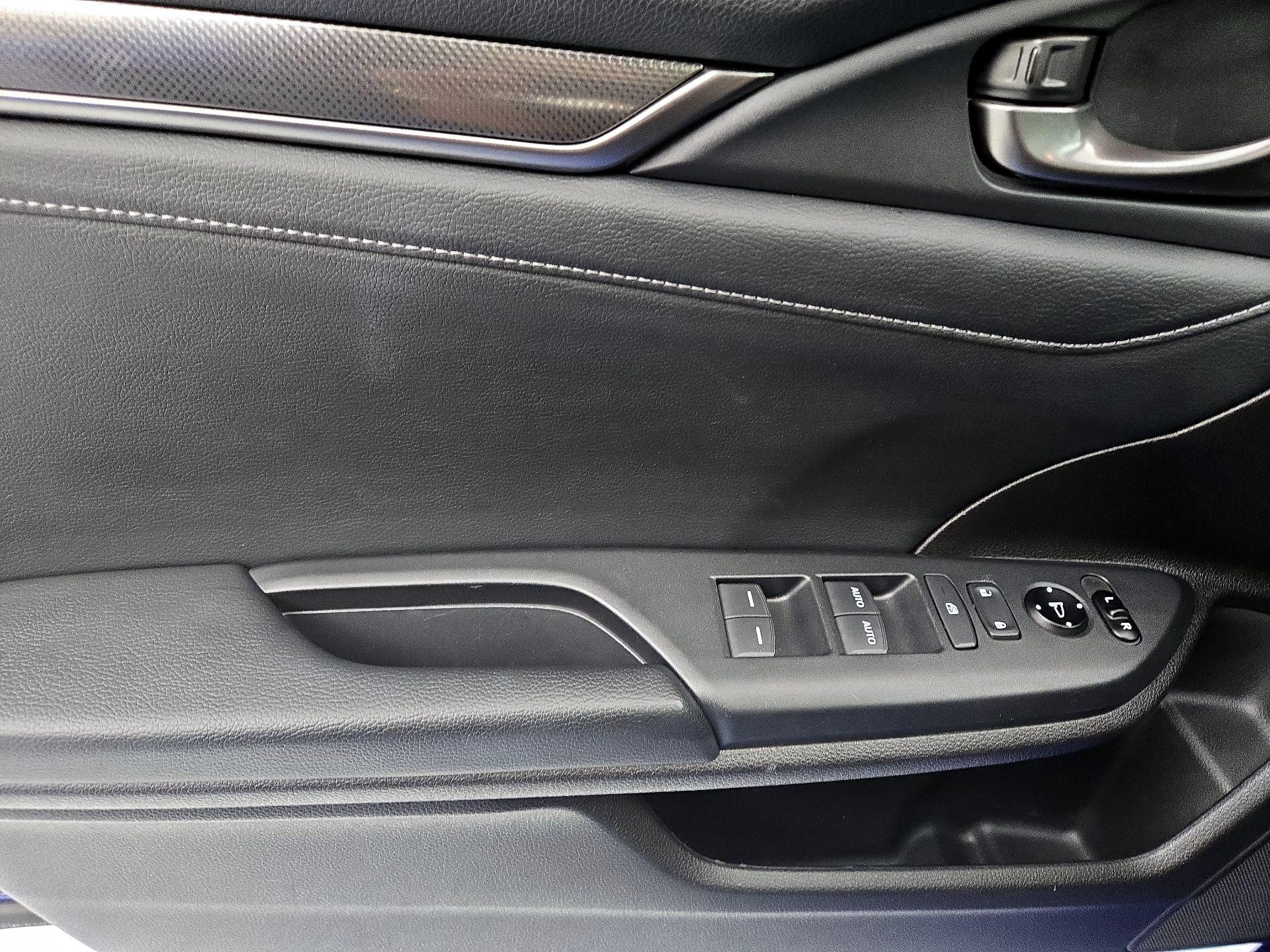 Thumbnail: 2017 Honda Civic - 10