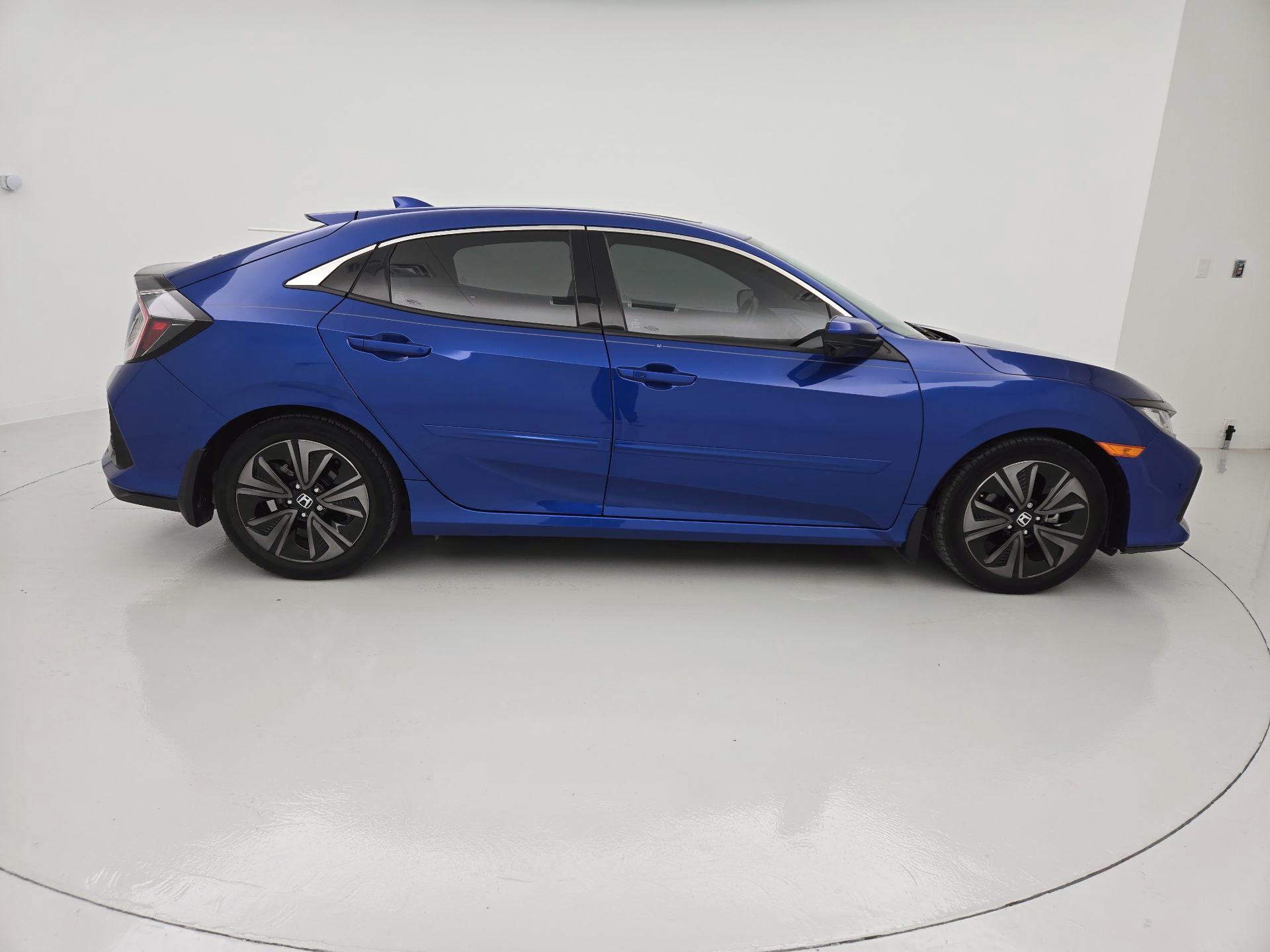 Thumbnail: 2017 Honda Civic - 4