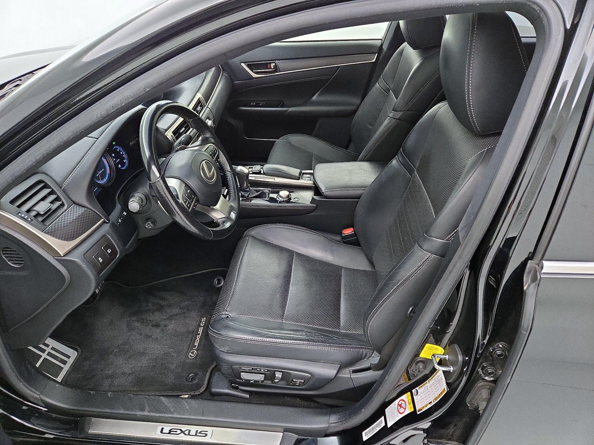 Thumbnail: 2016 Lexus GS - 11