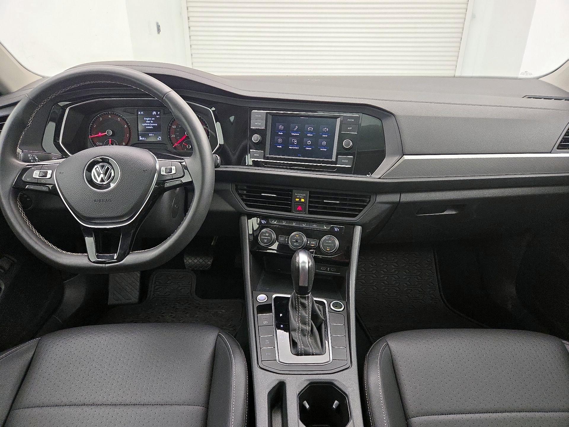 Thumbnail: 2021 Volkswagen Jetta - 9