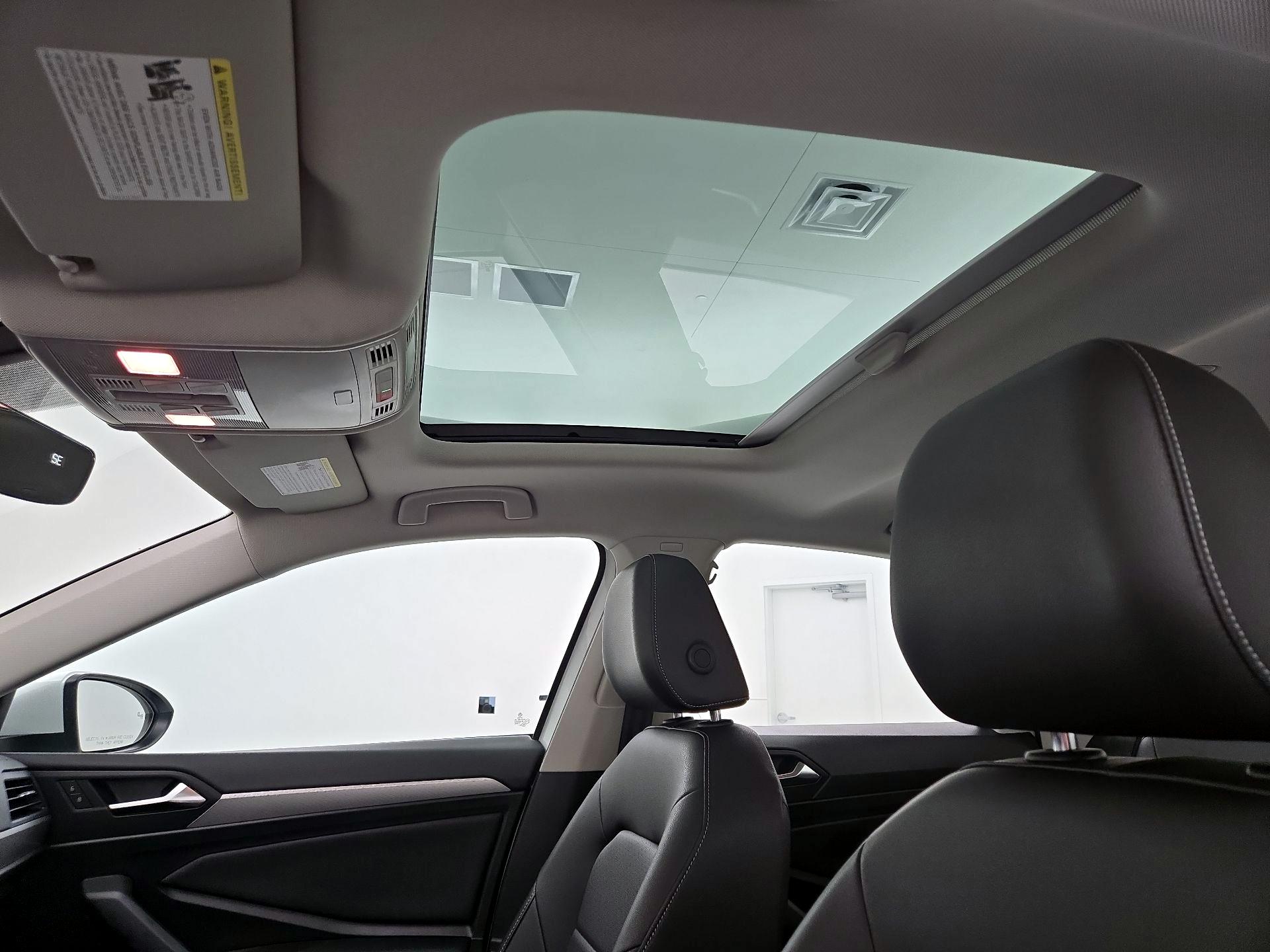 Thumbnail: 2021 Volkswagen Jetta - 19