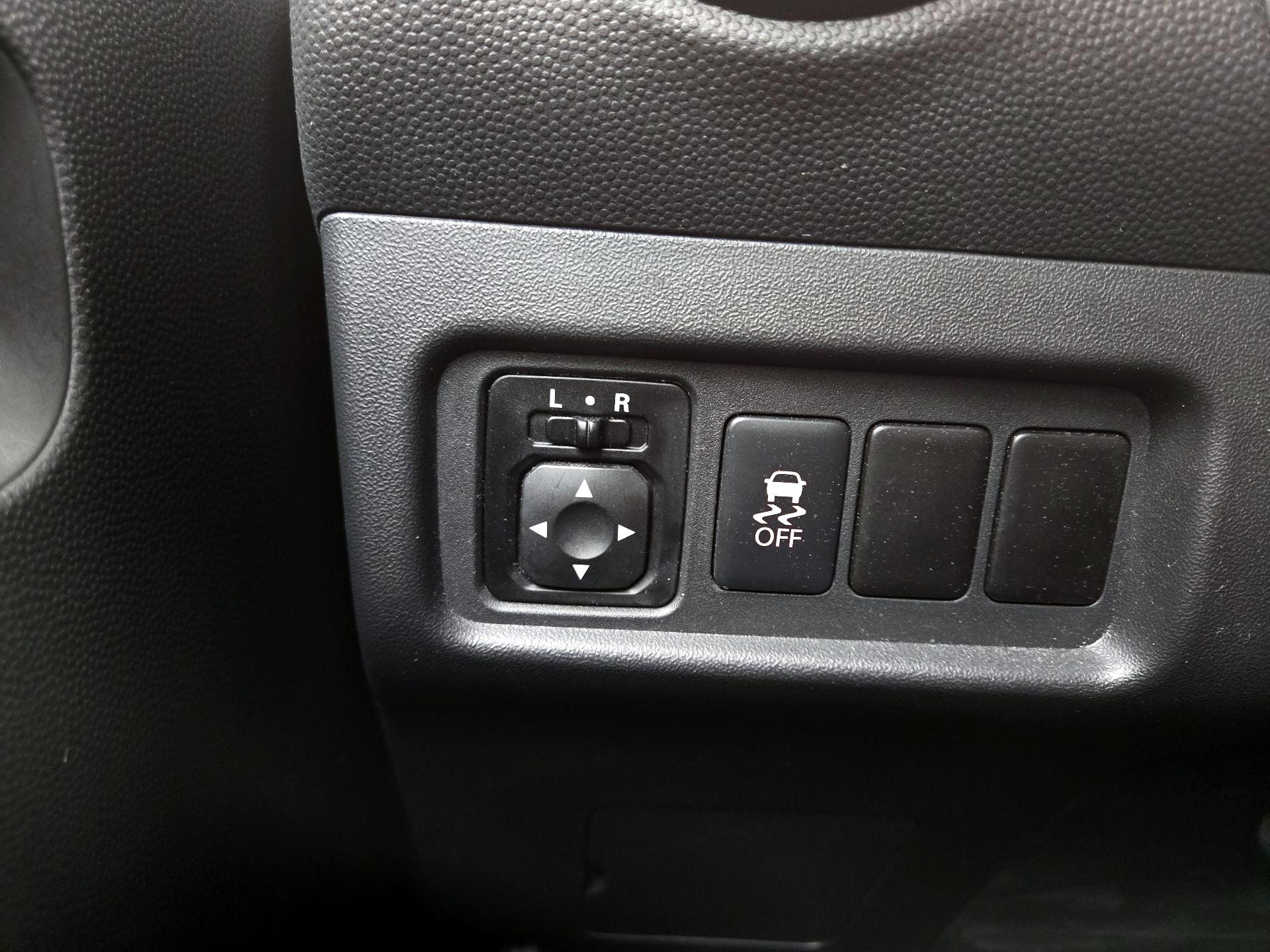 Thumbnail: 2019 Mitsubishi Mirage G4 - 13
