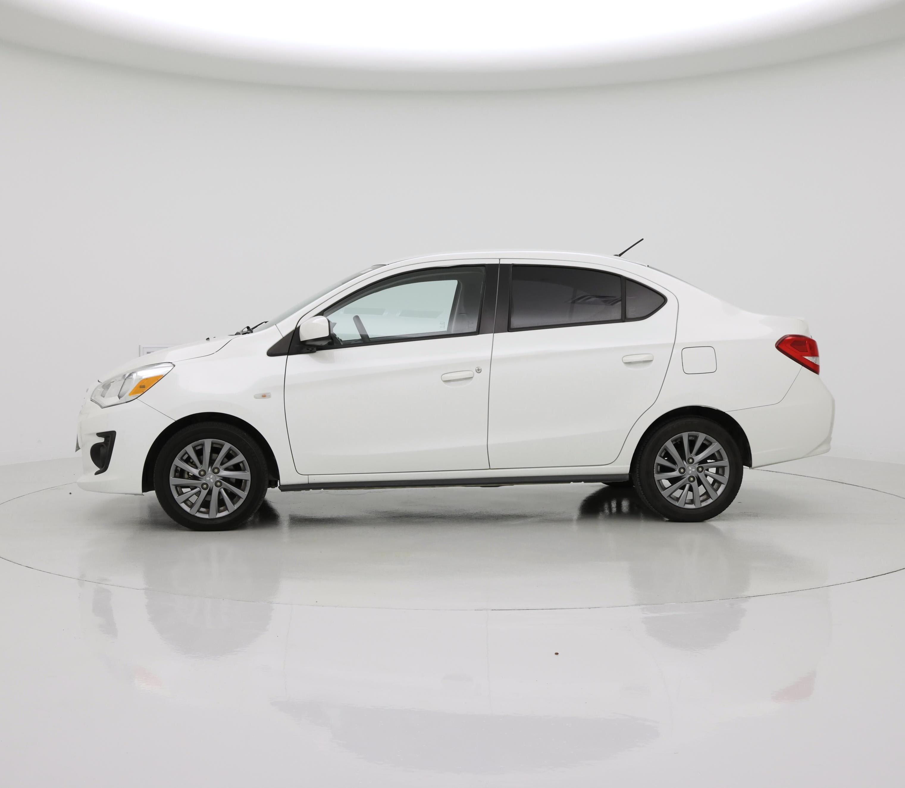 Thumbnail: 2019 Mitsubishi Mirage G4 - 3