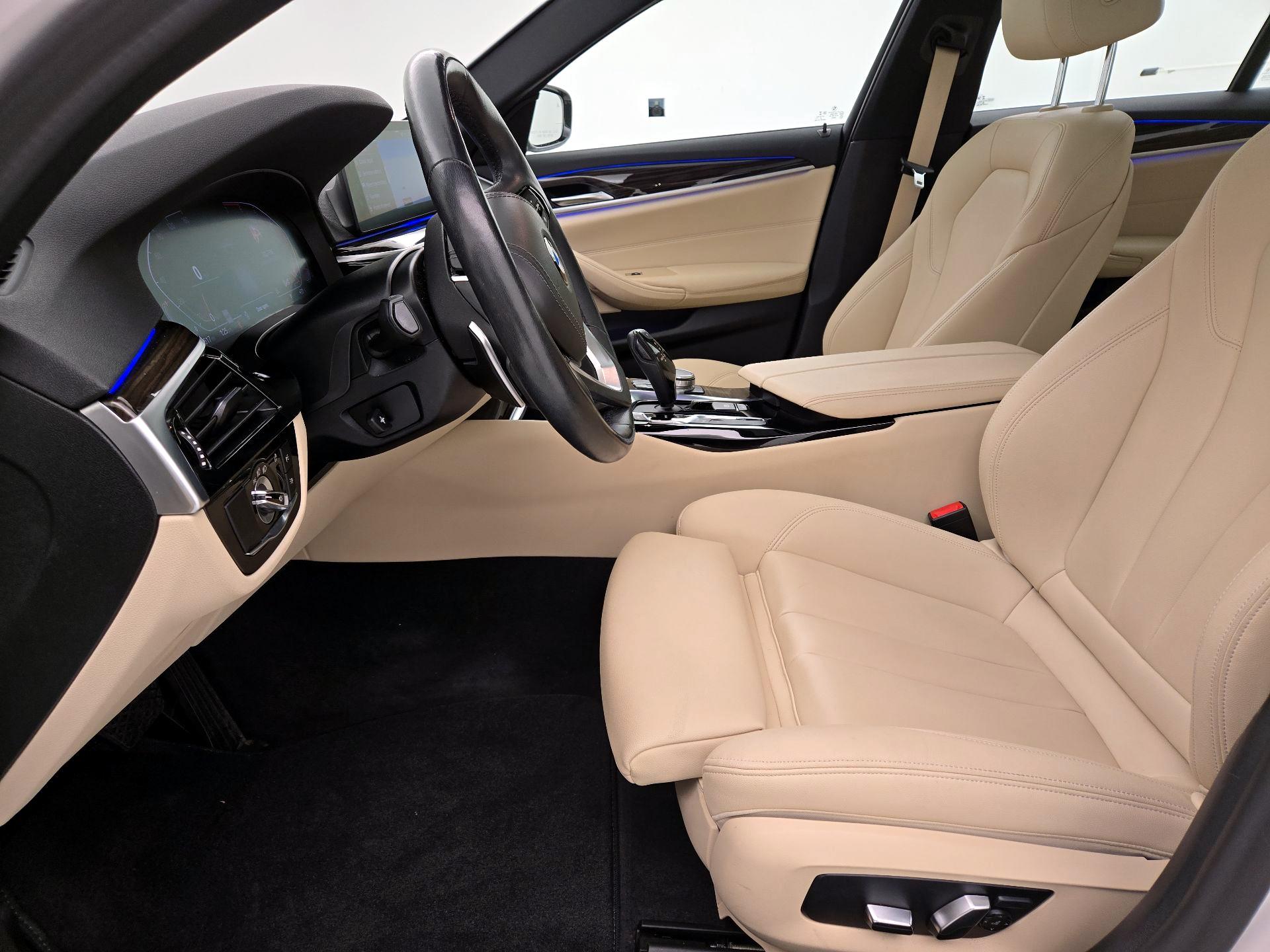 Thumbnail: 2020 BMW 5 Series - 11