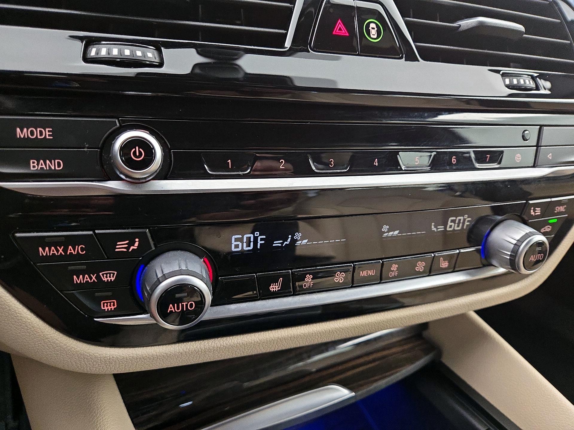 Thumbnail: 2020 BMW 5 Series - 17