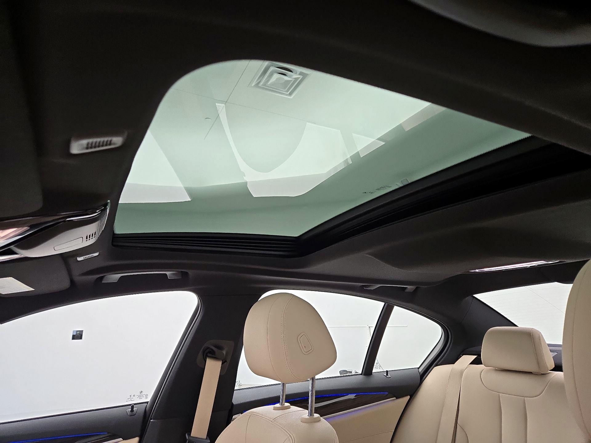 Thumbnail: 2020 BMW 5 Series - 19