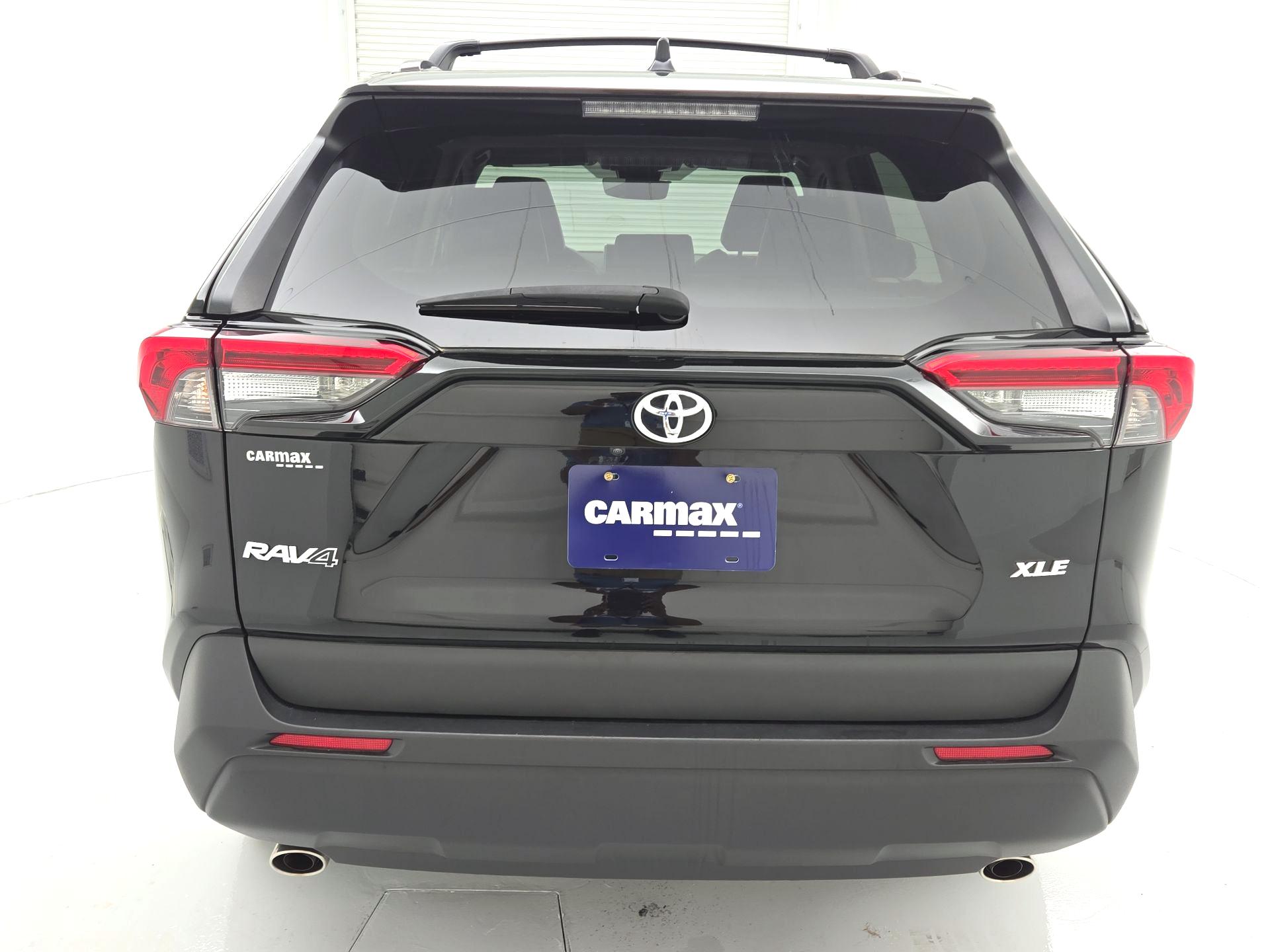 Thumbnail: 2023 Toyota RAV4 - 6