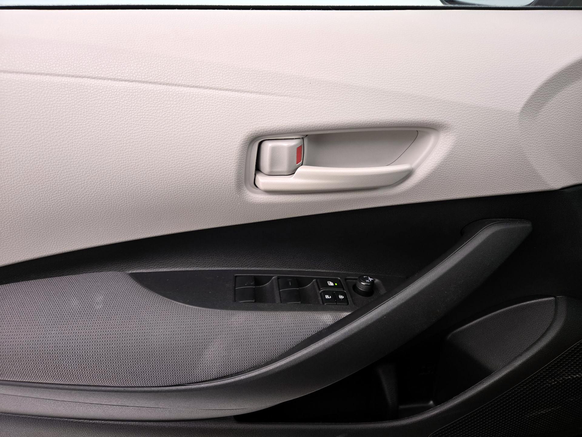 Thumbnail: 2023 Toyota Corolla - 12
