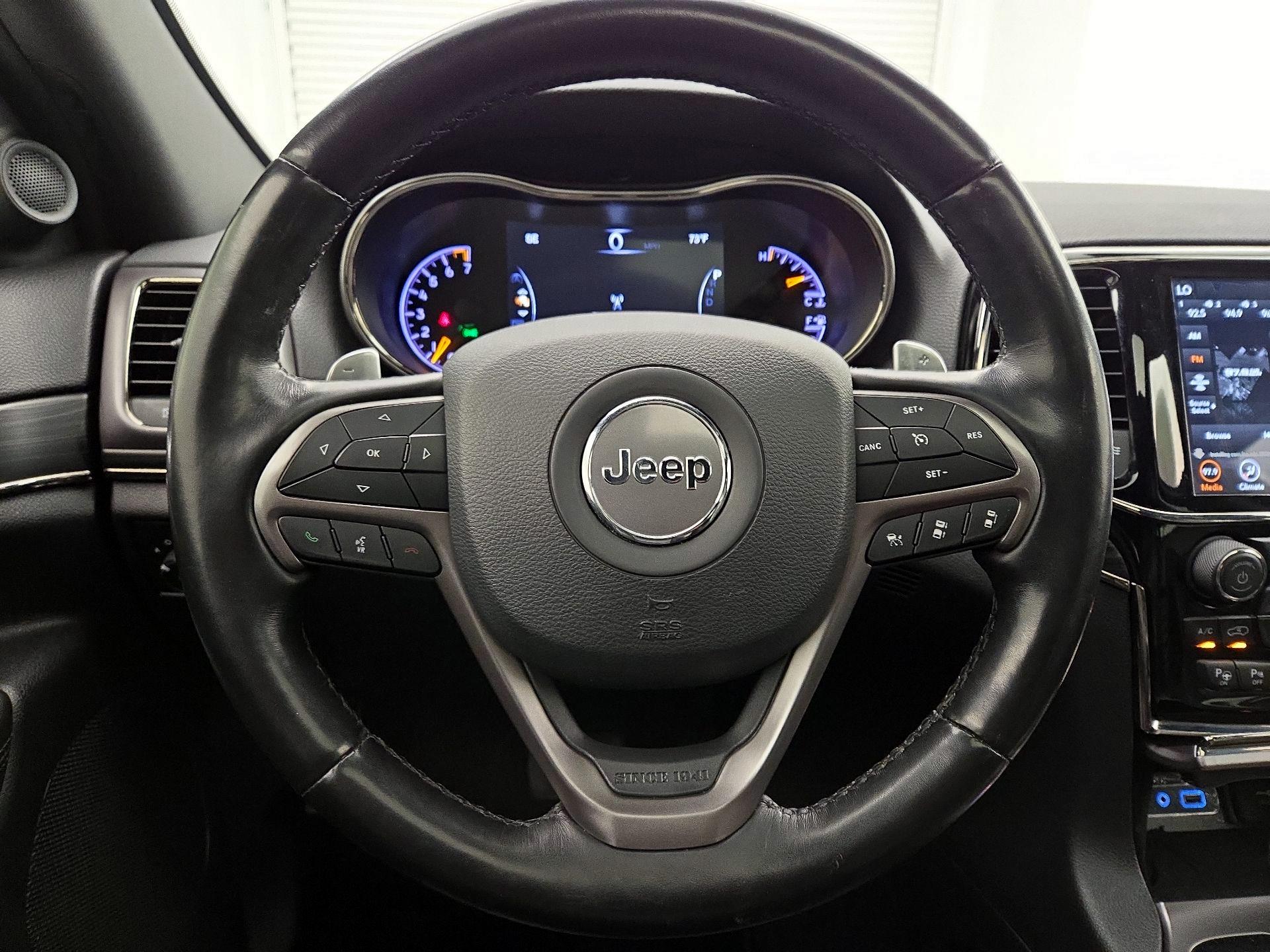 Thumbnail: 2020 Jeep Grand Cherokee - 10