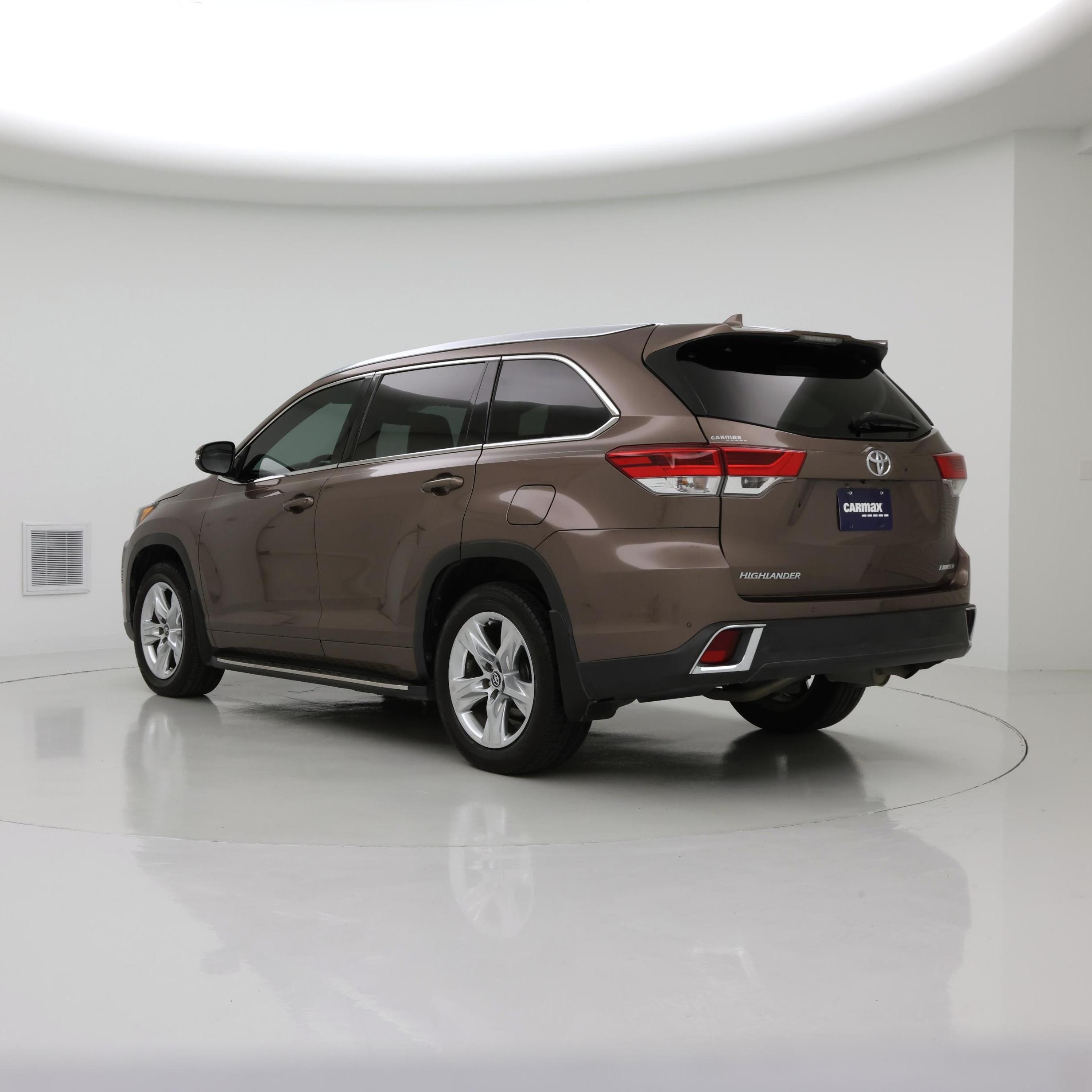 Thumbnail: 2018 Toyota Highlander - 2