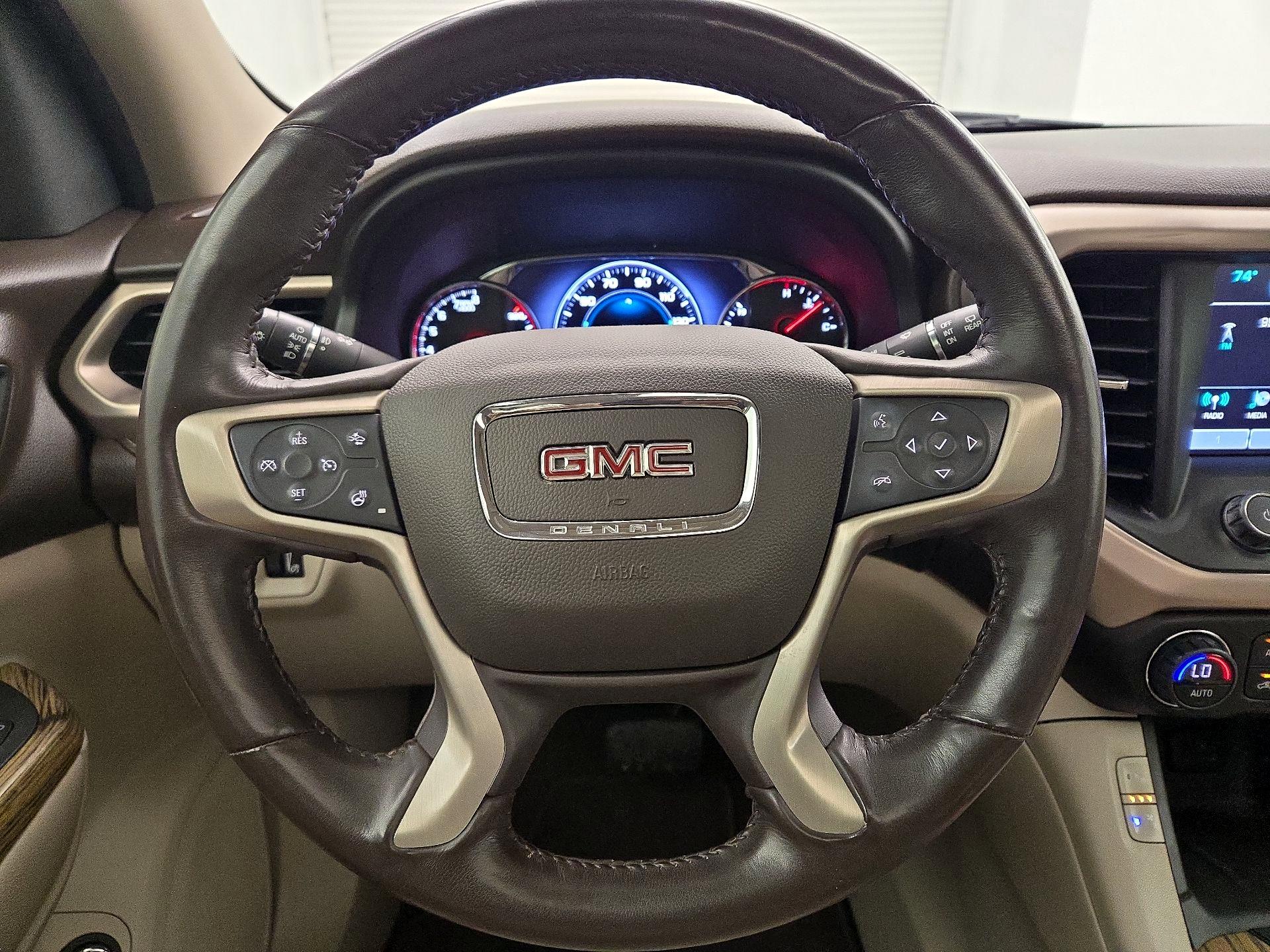 Thumbnail: 2018 GMC Acadia - 10