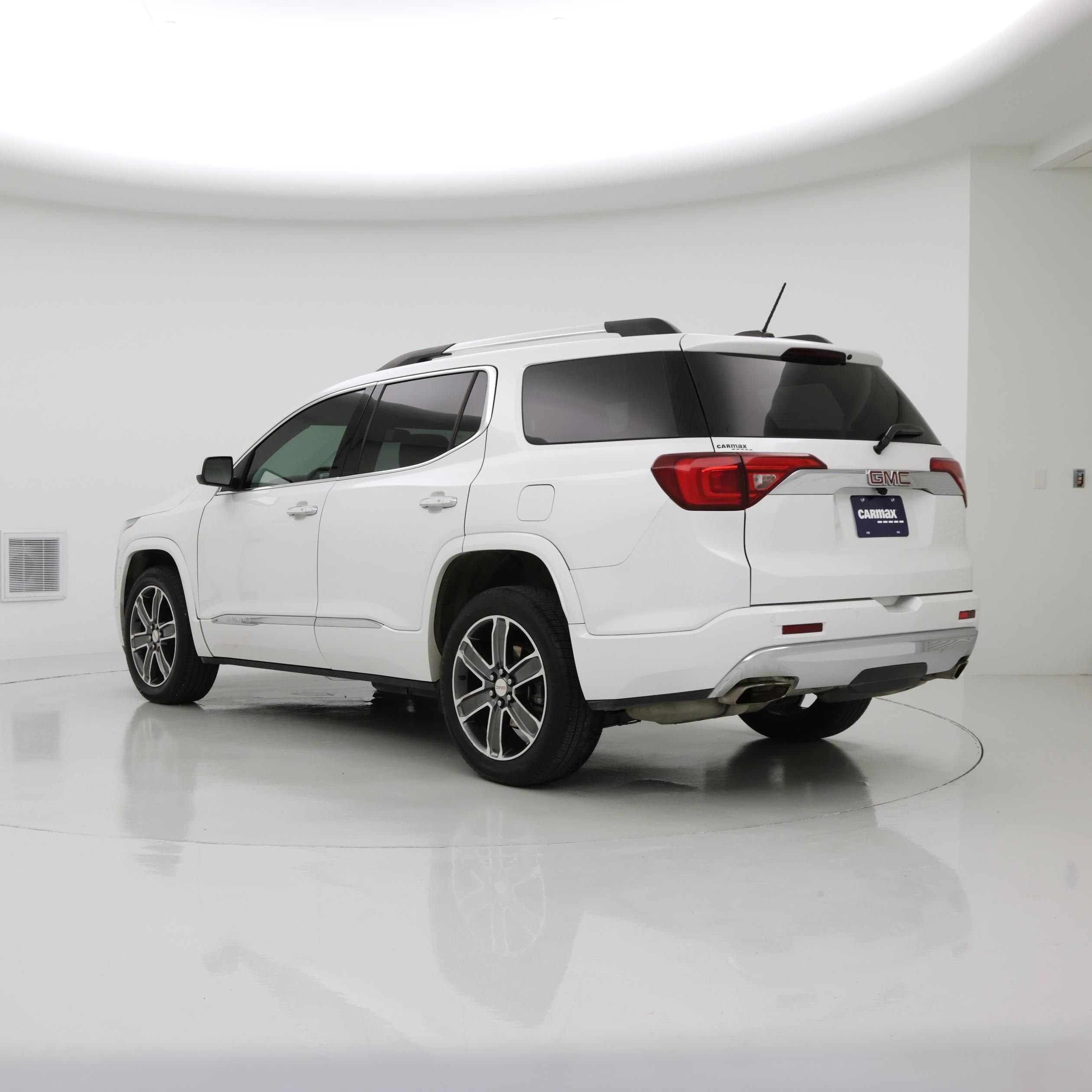 Thumbnail: 2018 GMC Acadia - 2