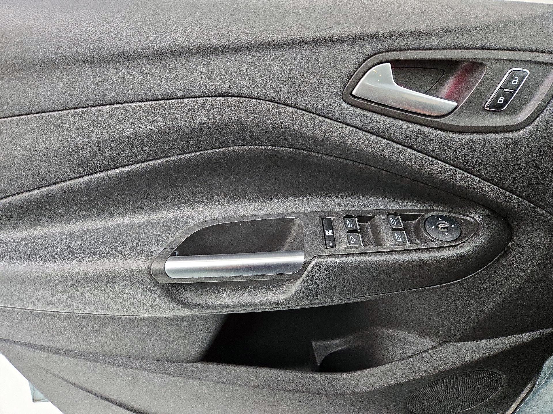 Thumbnail: 2013 Ford C-Max - 12