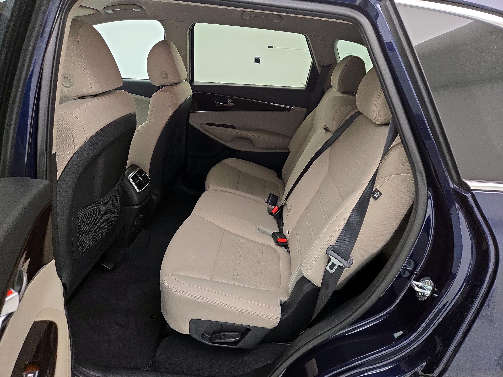 Thumbnail: 2020 Kia Sorento - 19