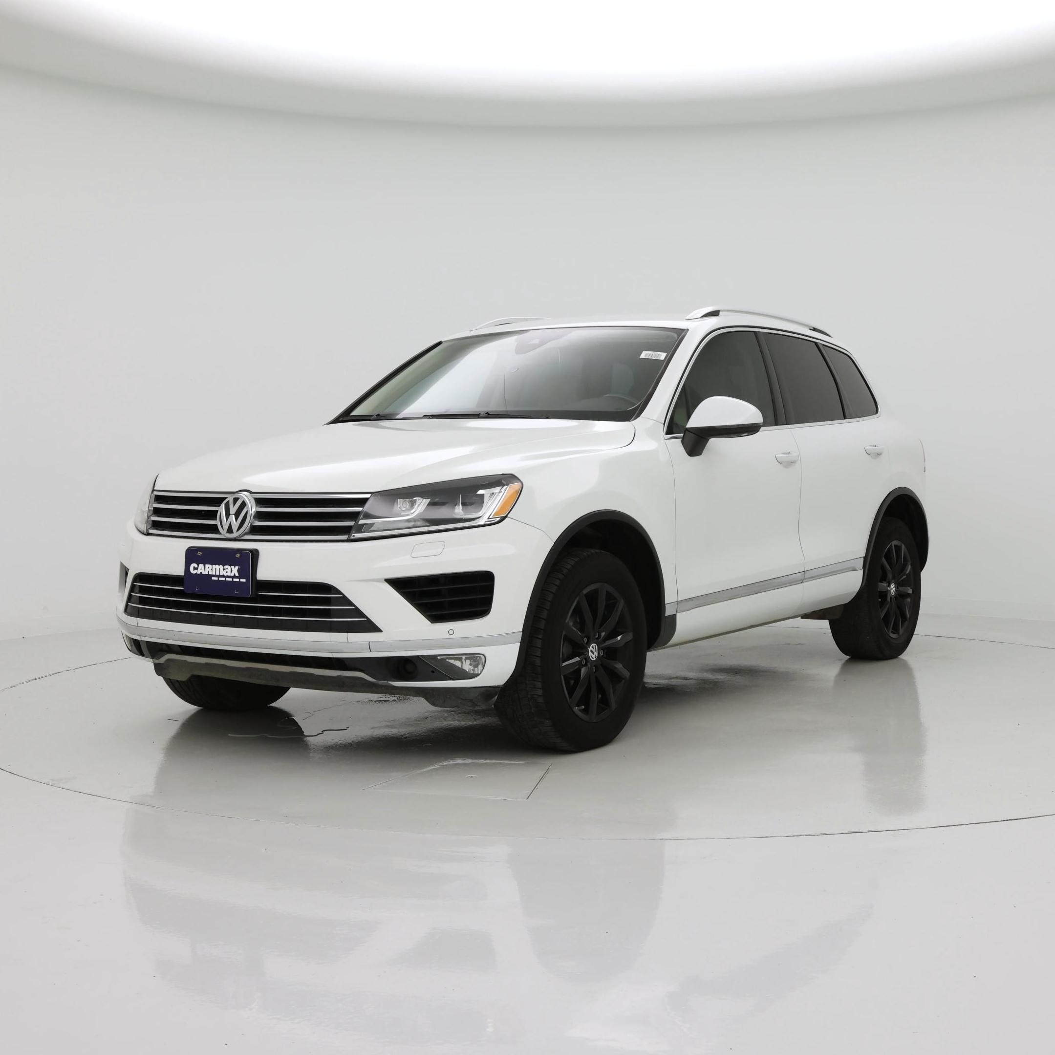 Thumbnail: 2016 Volkswagen Touareg - 4