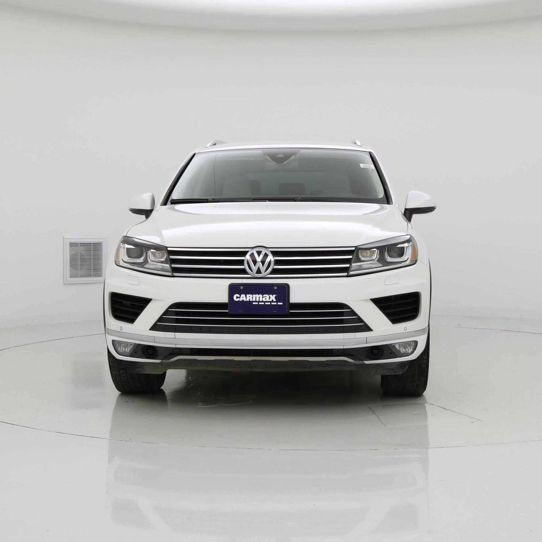 Thumbnail: 2016 Volkswagen Touareg - 5