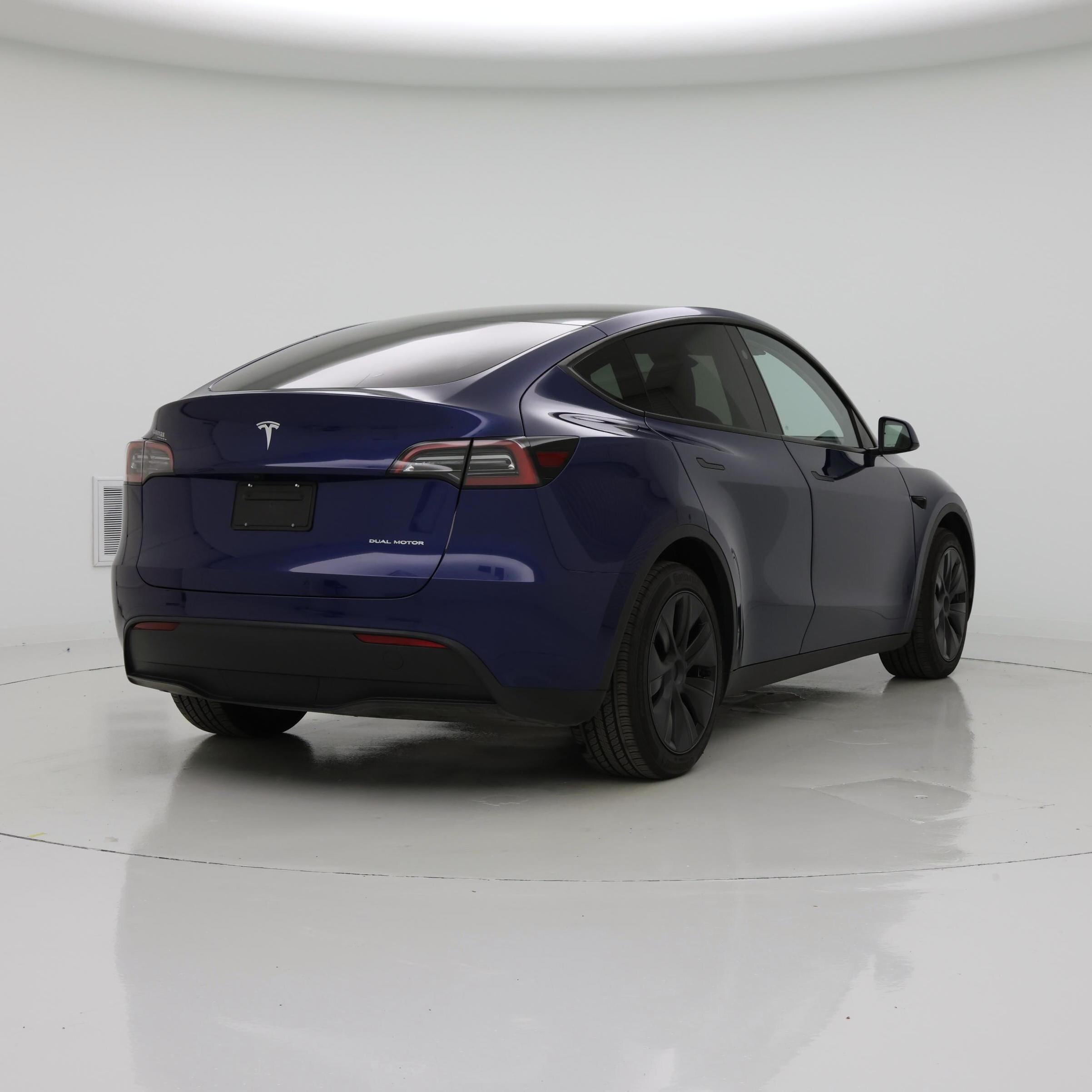 Thumbnail: 2025 Tesla Model Y - 8