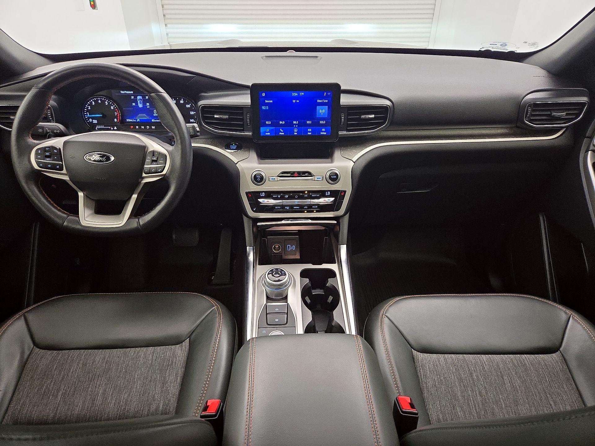 Thumbnail: 2021 Ford Explorer - 9