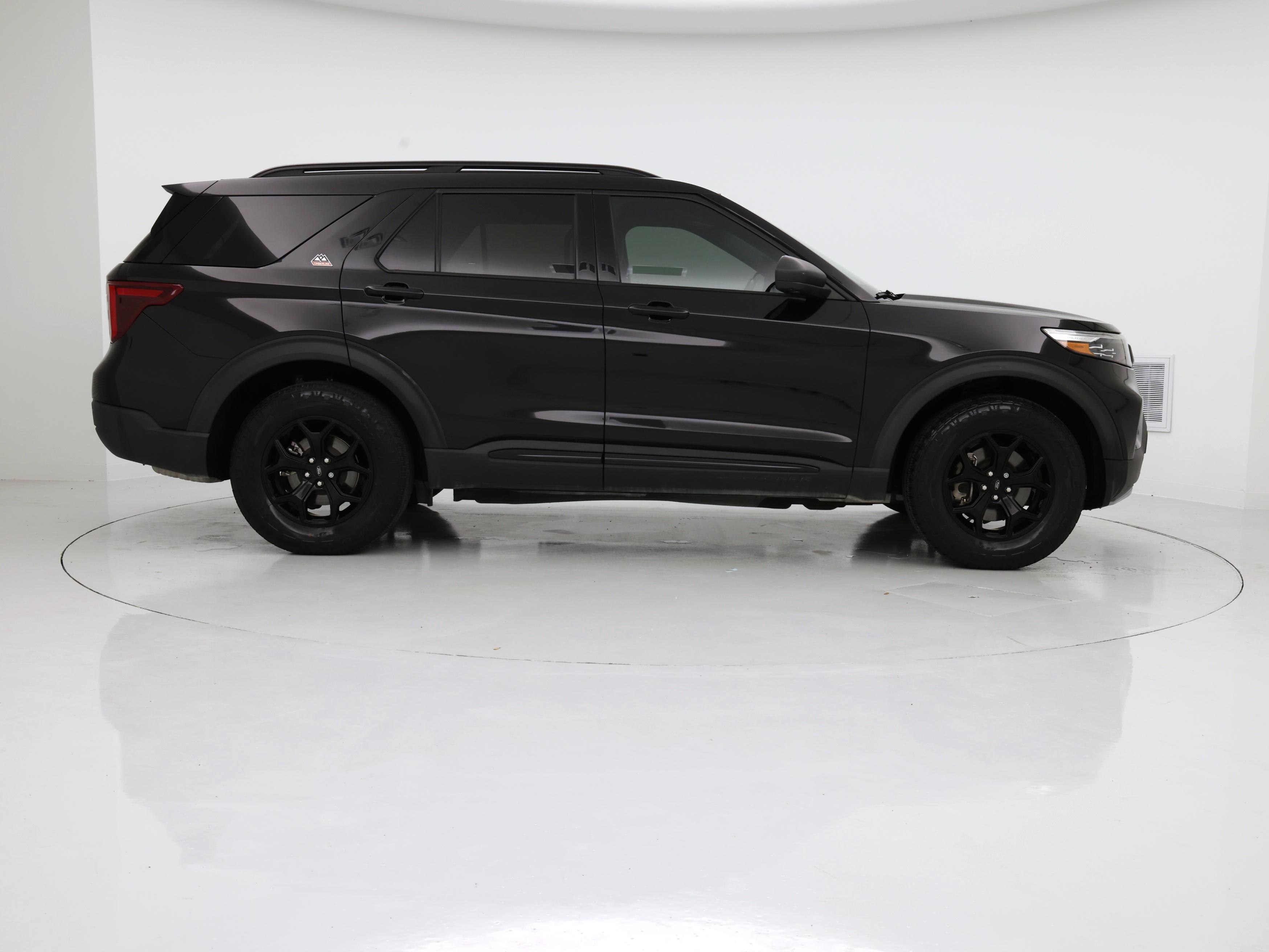 Thumbnail: 2021 Ford Explorer - 7