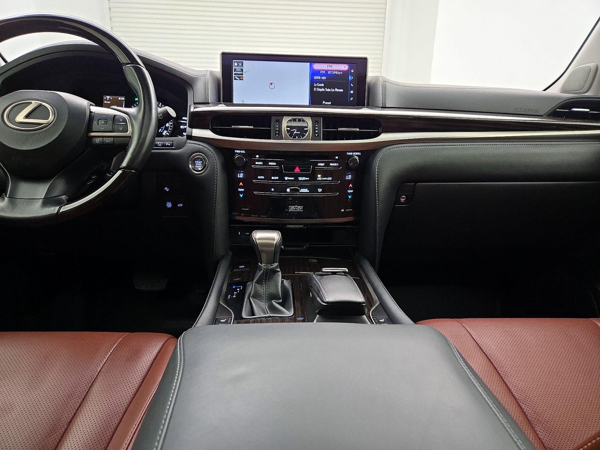 Thumbnail: 2020 Lexus LX - 9