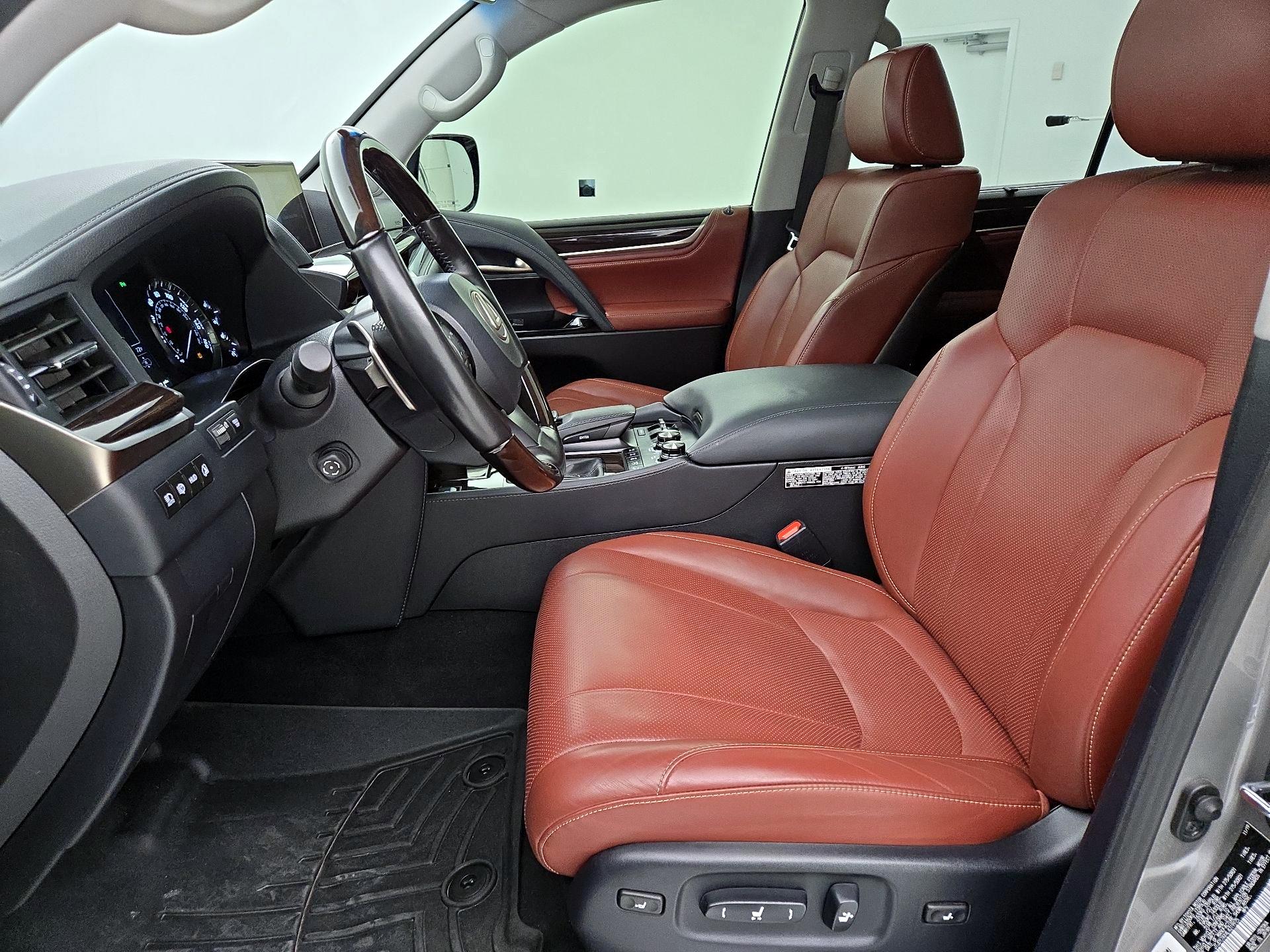 Thumbnail: 2020 Lexus LX - 11
