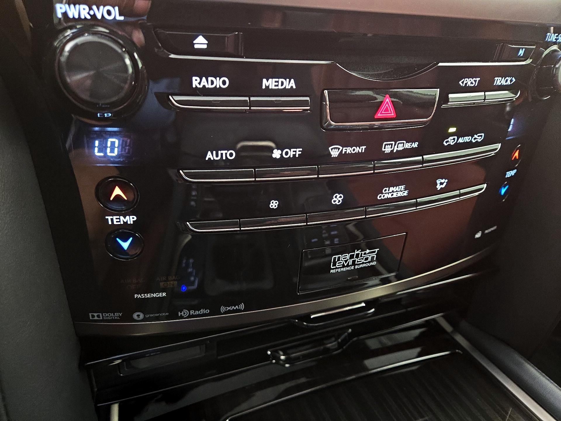 Thumbnail: 2020 Lexus LX - 17