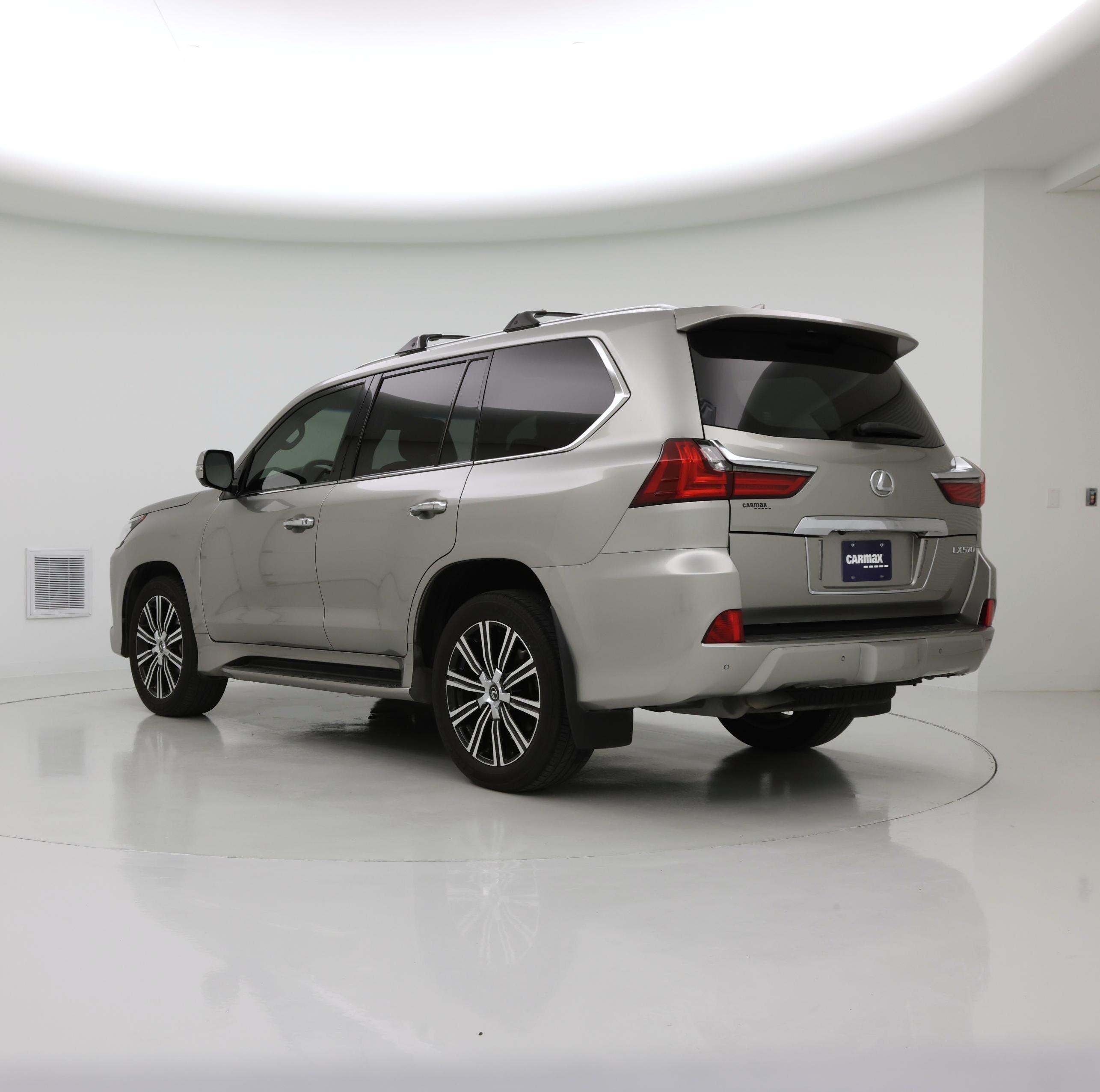Thumbnail: 2020 Lexus LX - 2