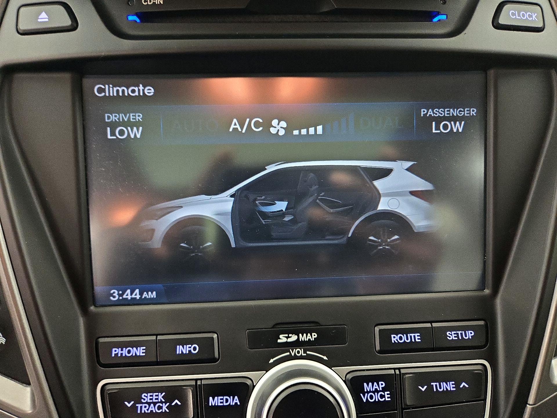 Thumbnail: 2013 Hyundai Santa Fe - 17