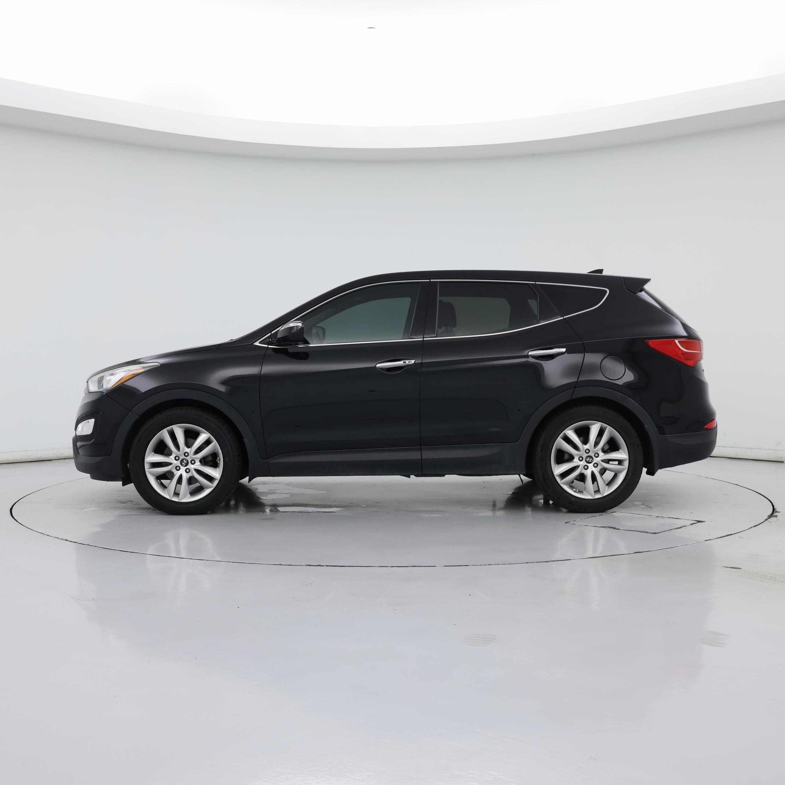 Thumbnail: 2013 Hyundai Santa Fe - 3