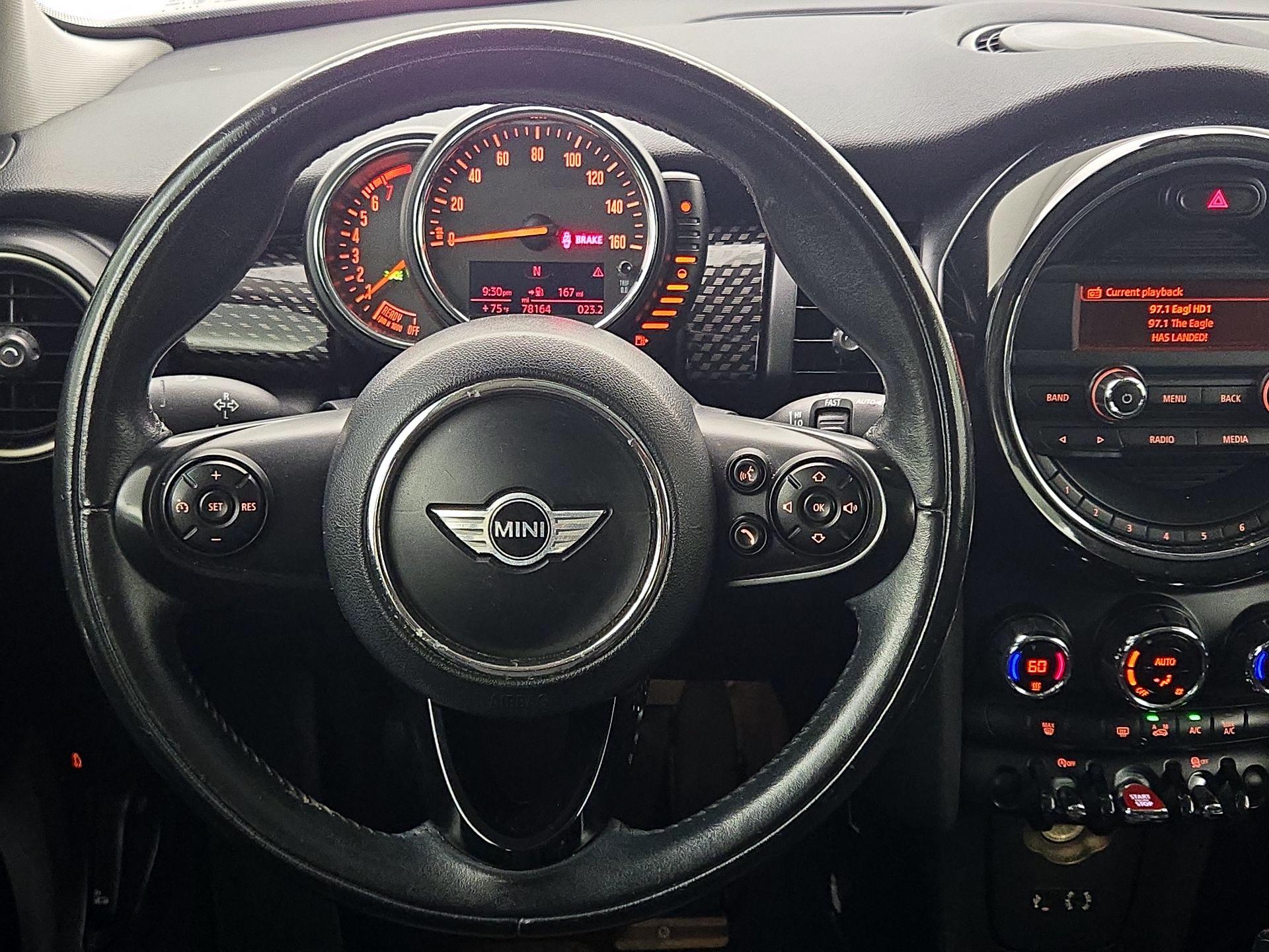 Thumbnail: 2015 MINI Cooper Hardtop - 10