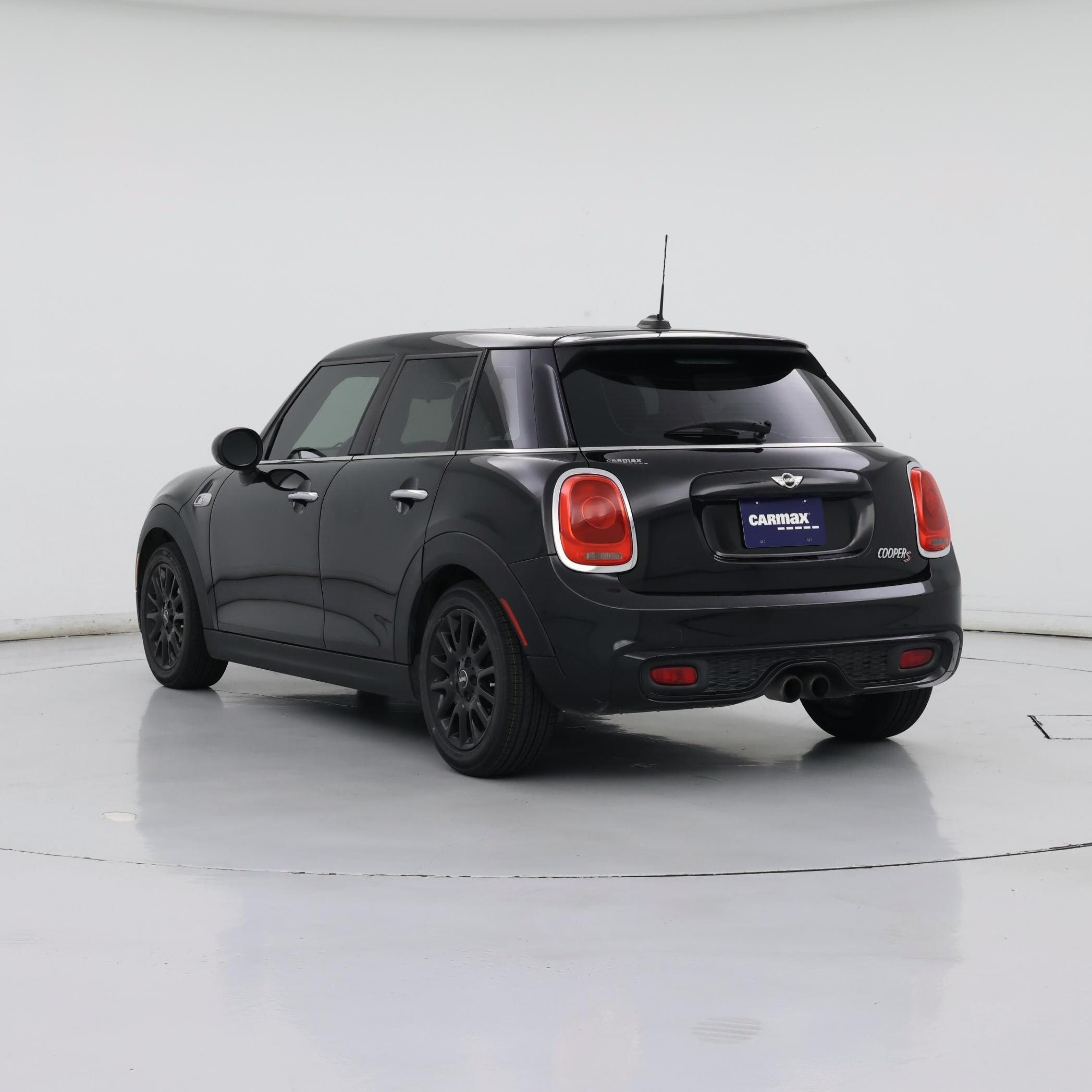 Thumbnail: 2015 MINI Cooper Hardtop - 2