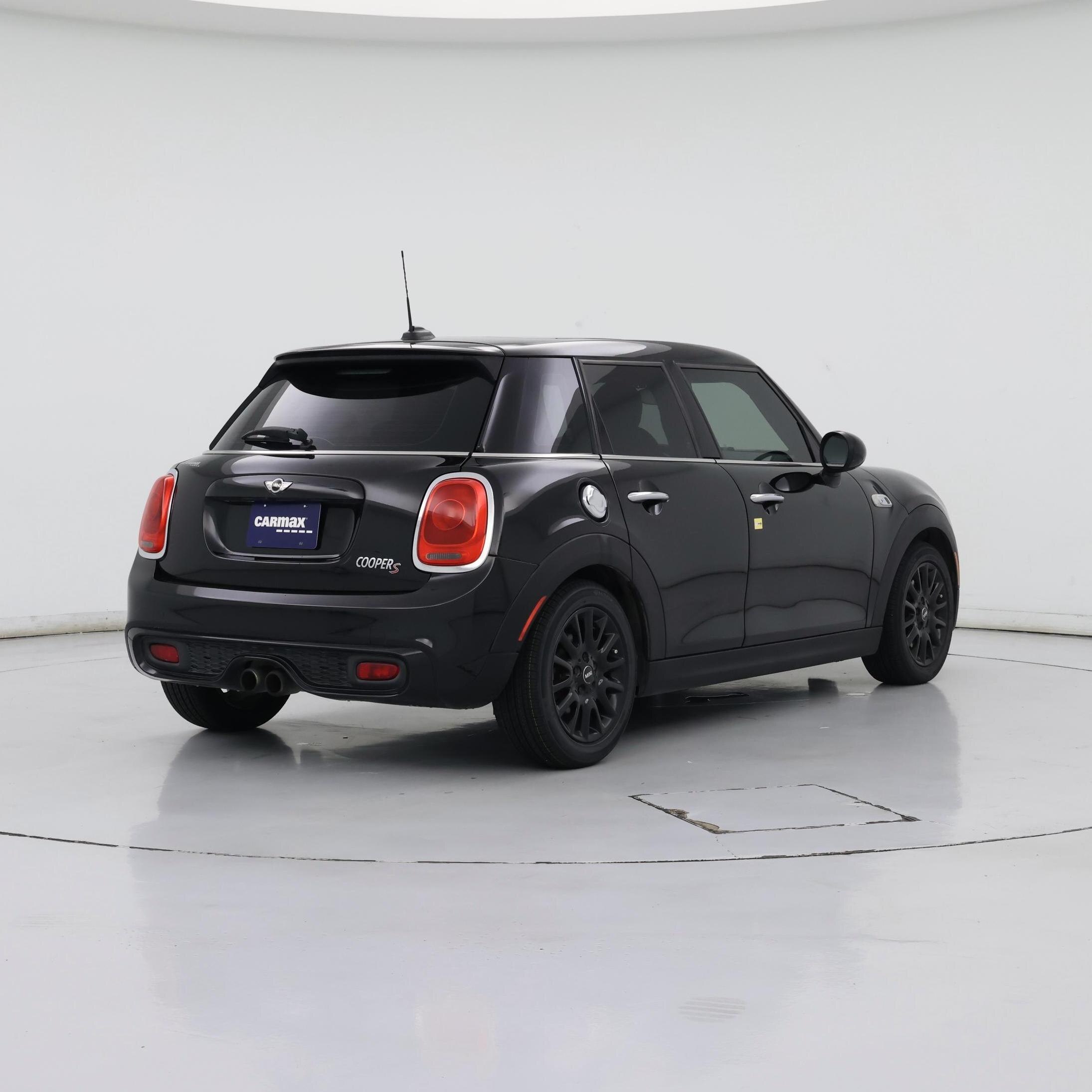 Thumbnail: 2015 MINI Cooper Hardtop - 8