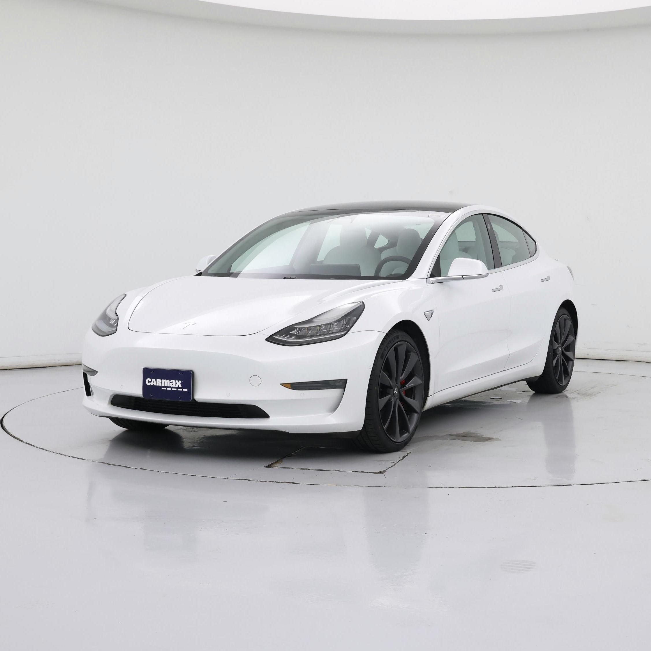 Thumbnail: 2020 Tesla Model 3 - 4