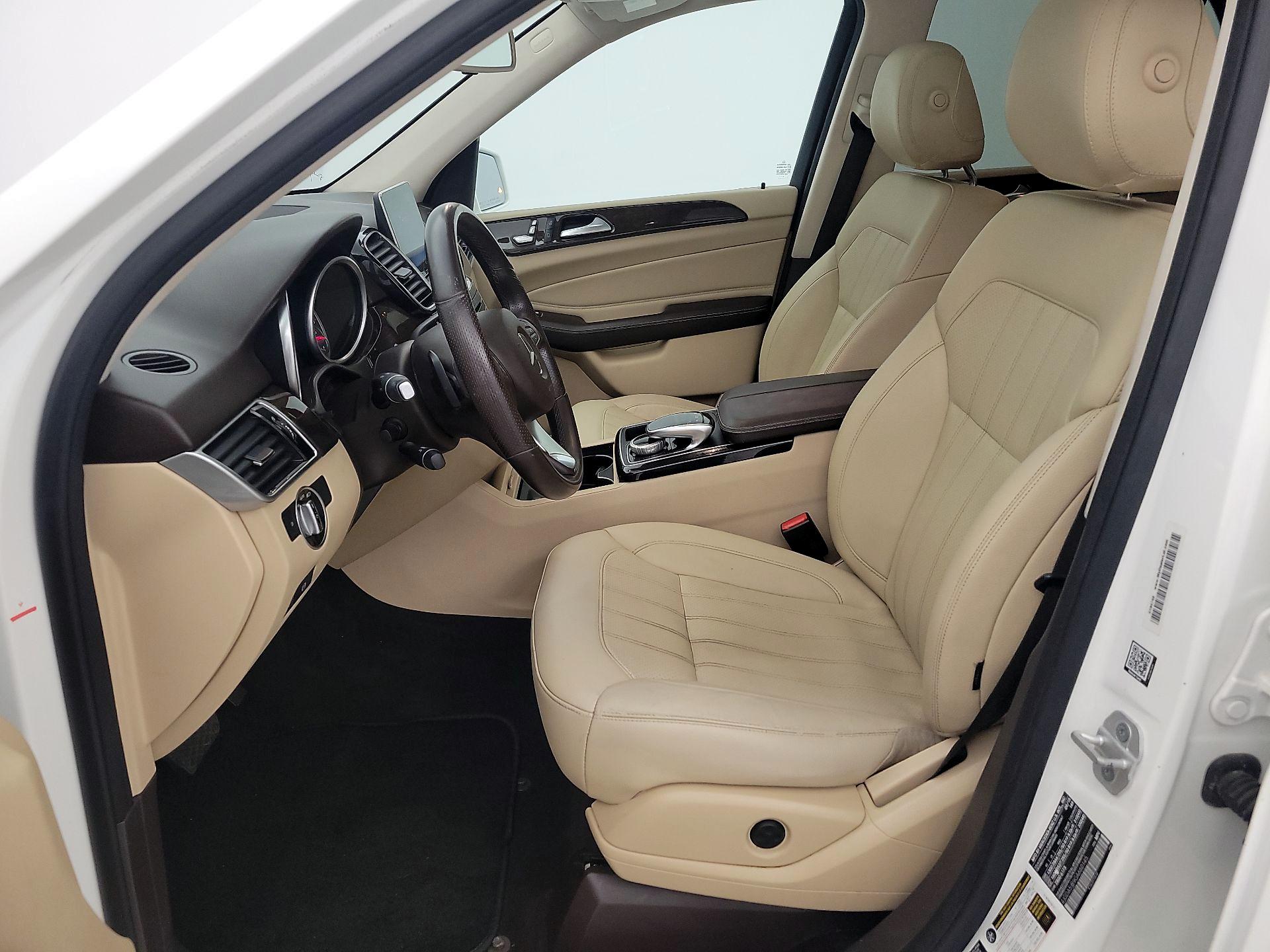 Thumbnail: 2016 Mercedes-Benz GLE - 11