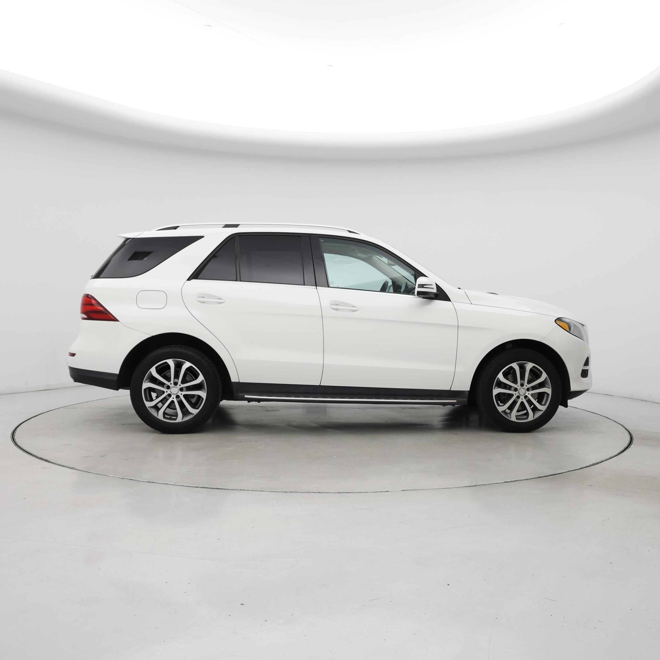 Thumbnail: 2016 Mercedes-Benz GLE - 7