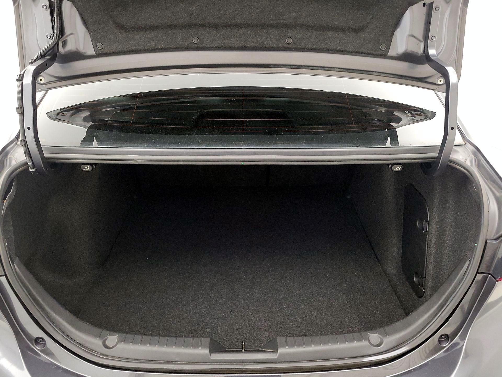 Thumbnail: 2014 Mazda Mazda3 - 19