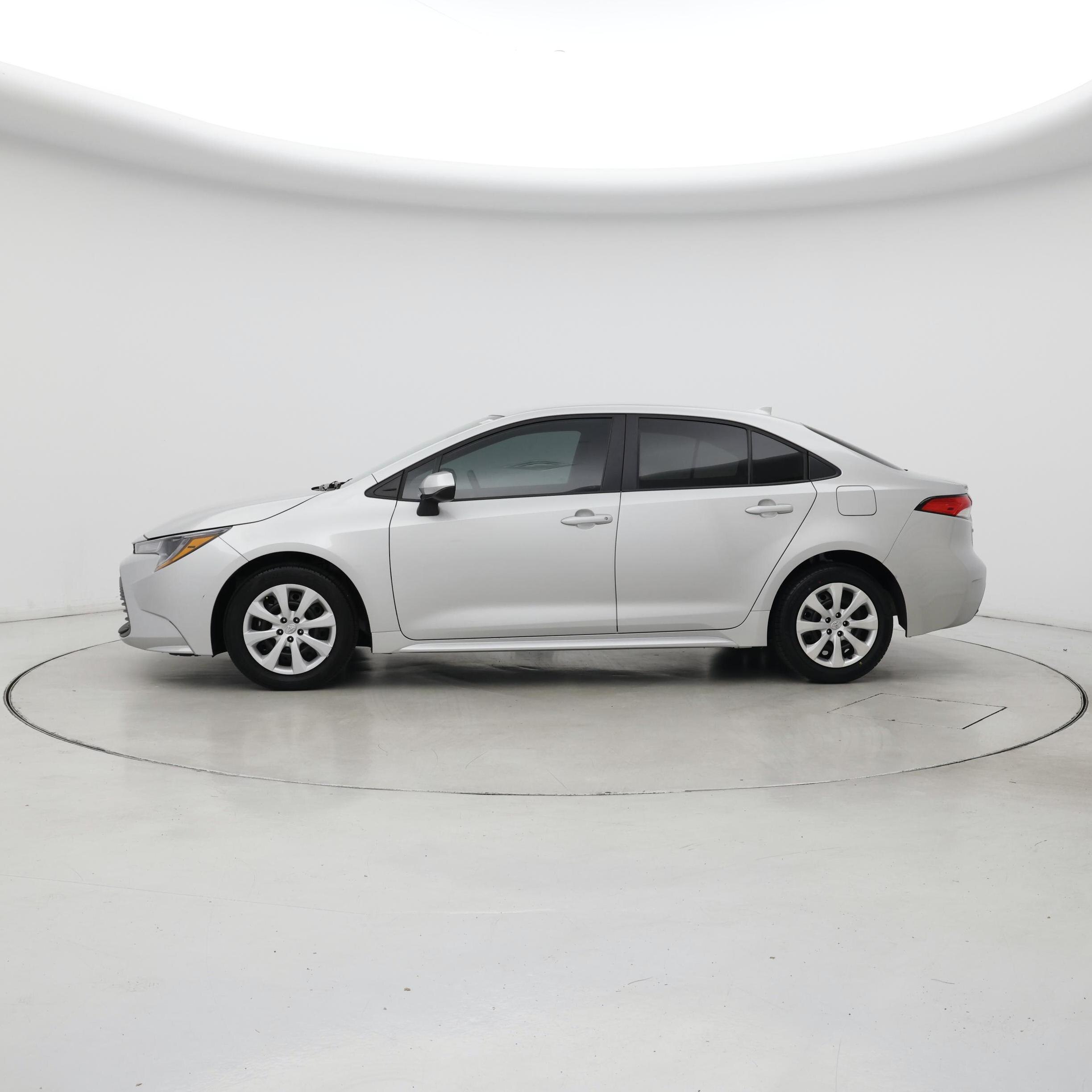 Thumbnail: 2024 Toyota Corolla - 3