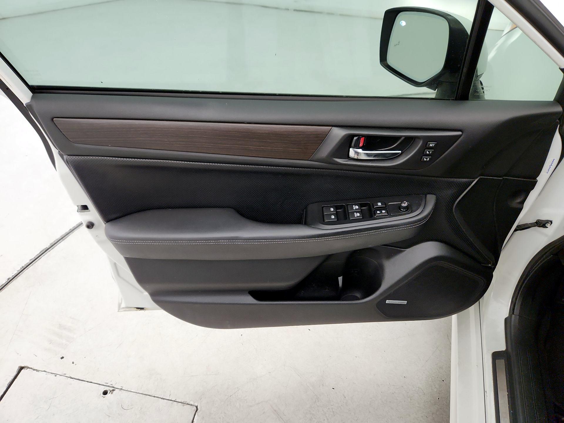 Thumbnail: 2015 Subaru Legacy - 12