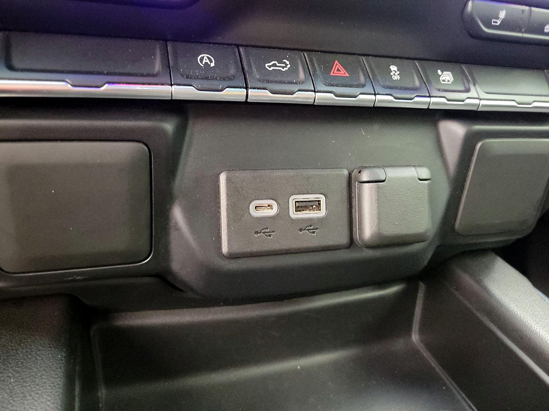 Thumbnail: 2021 Chevrolet Silverado 1500 - 18