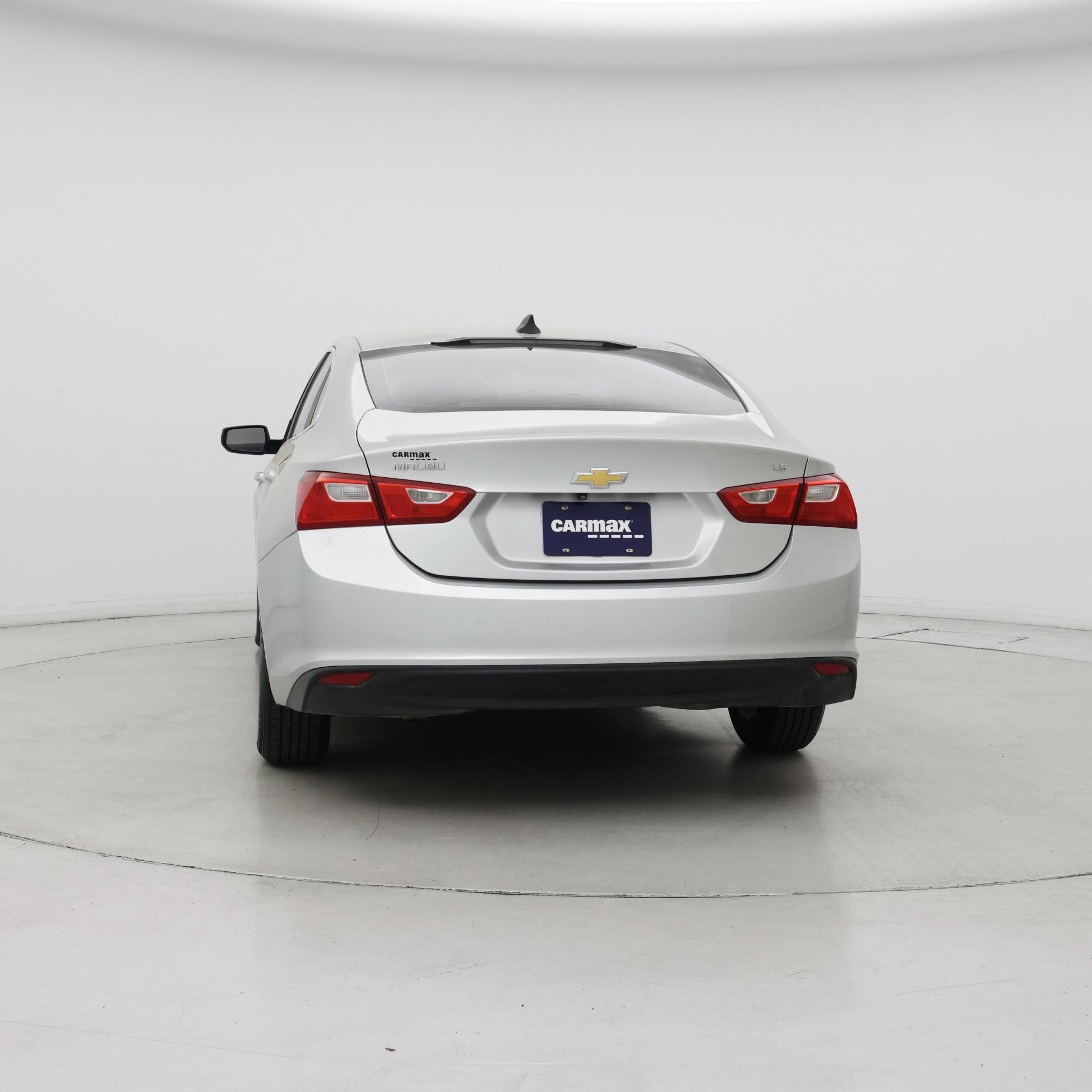 Thumbnail: 2016 Chevrolet Malibu - 6