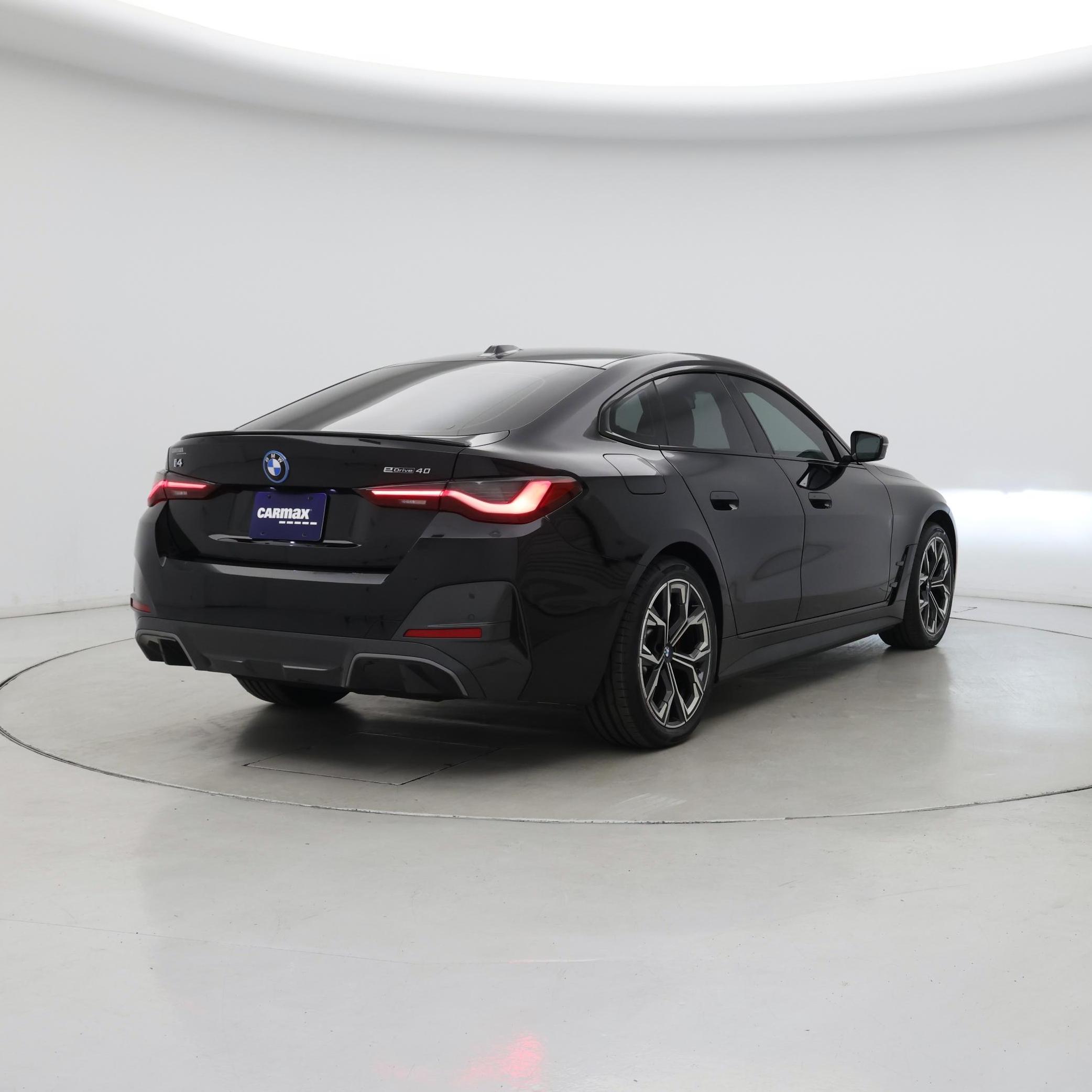 Thumbnail: 2023 BMW i4 - 8