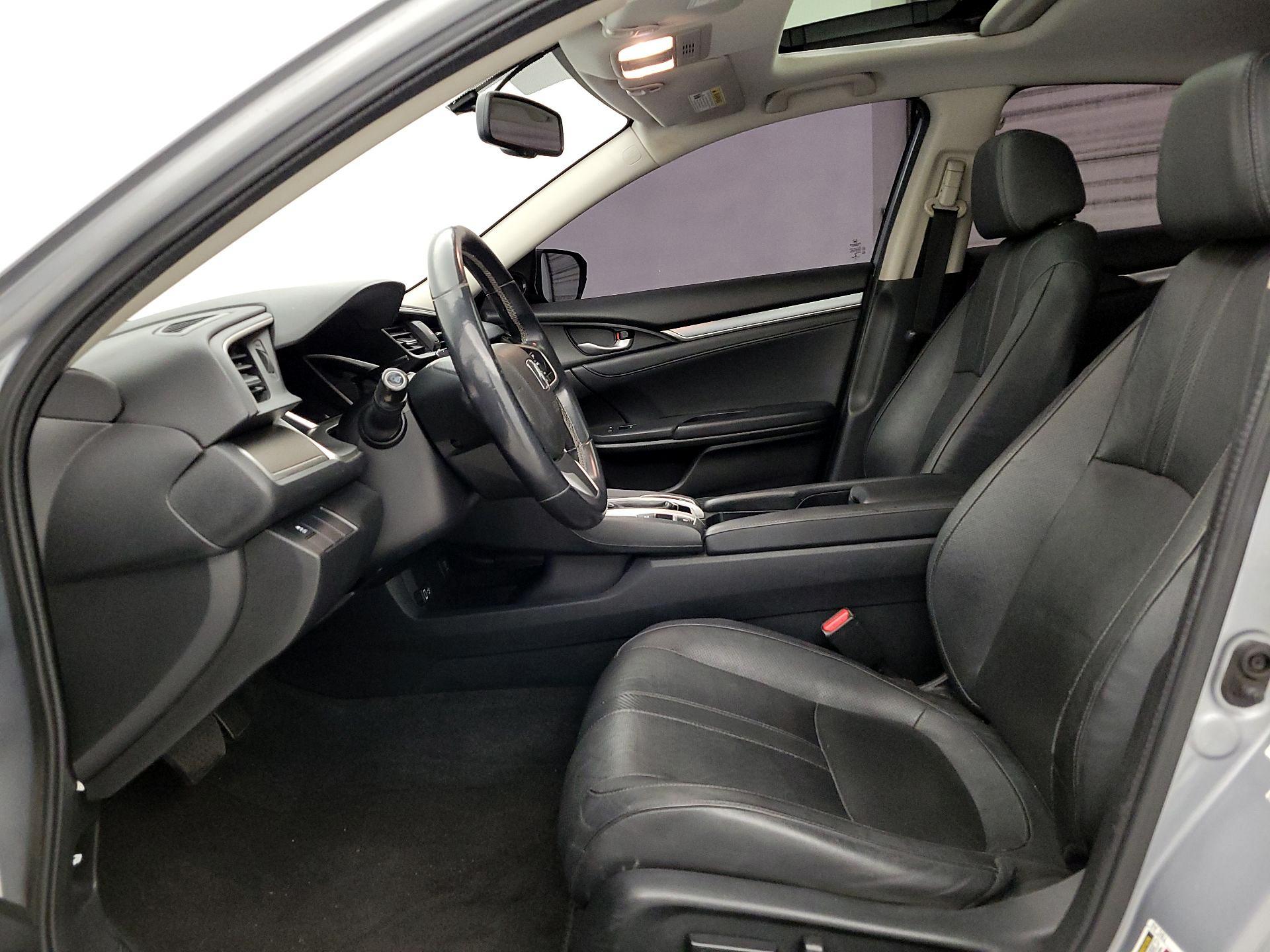 Thumbnail: 2016 Honda Civic - 11