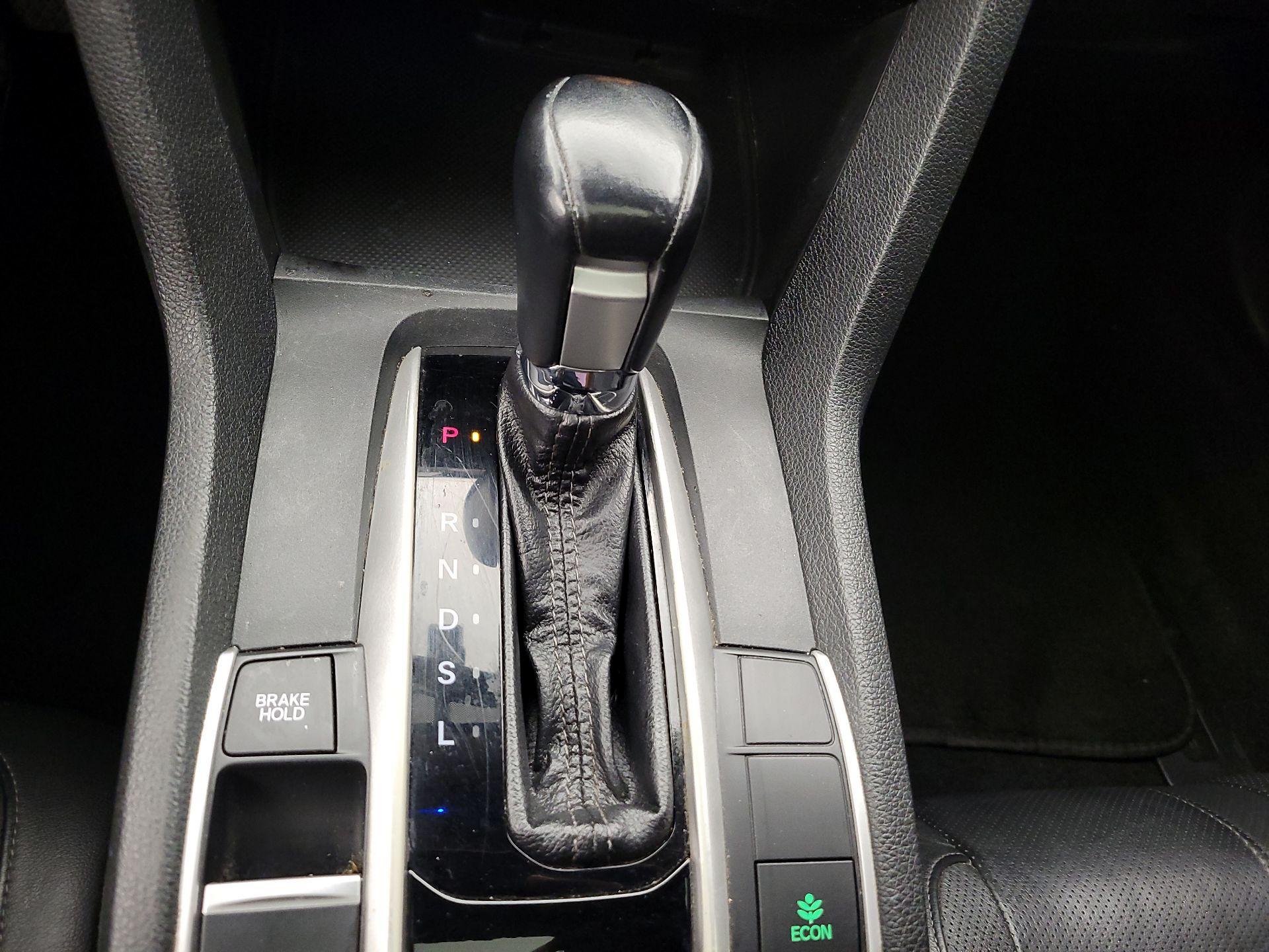Thumbnail: 2016 Honda Civic - 17