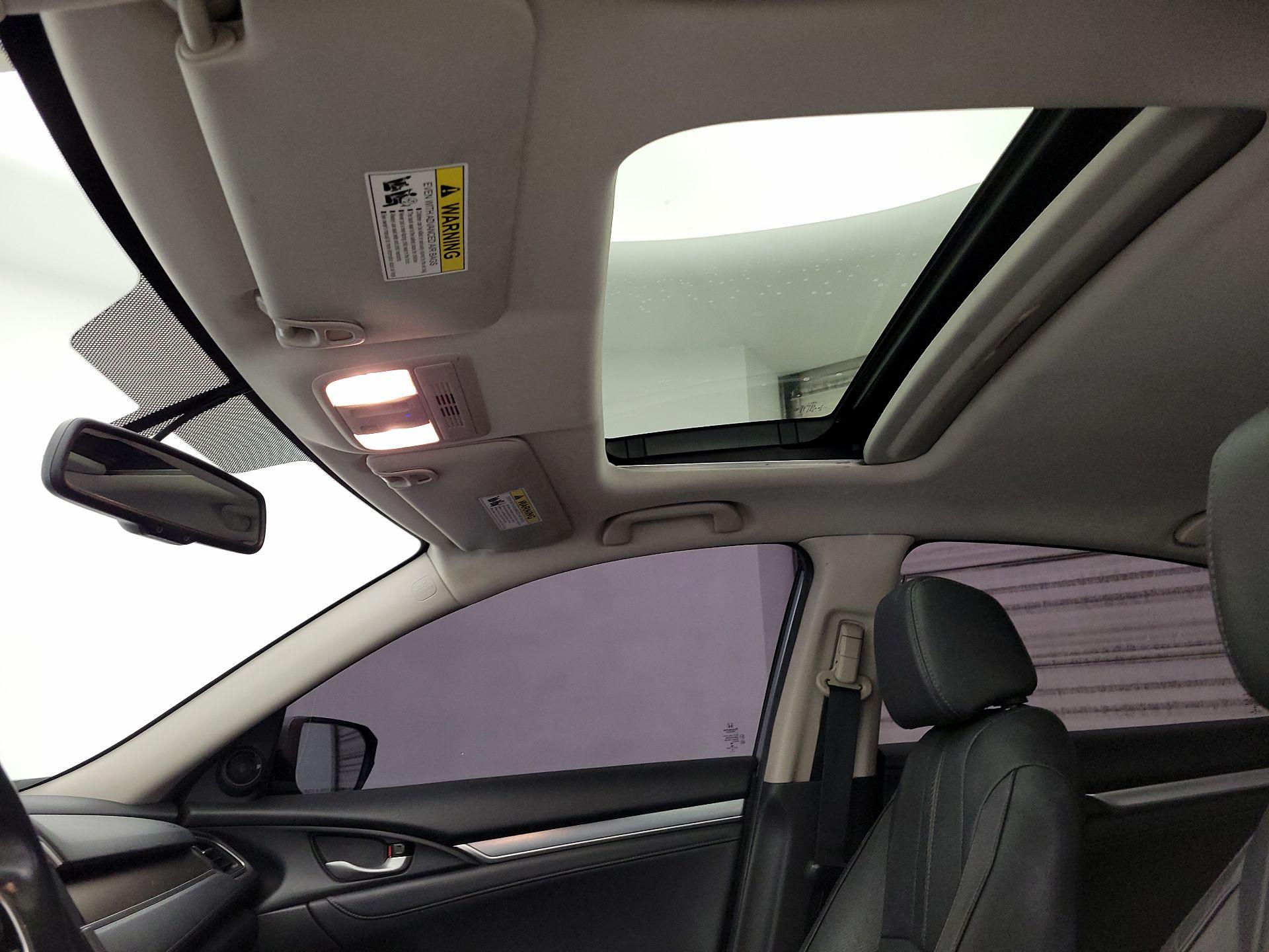 Thumbnail: 2016 Honda Civic - 19