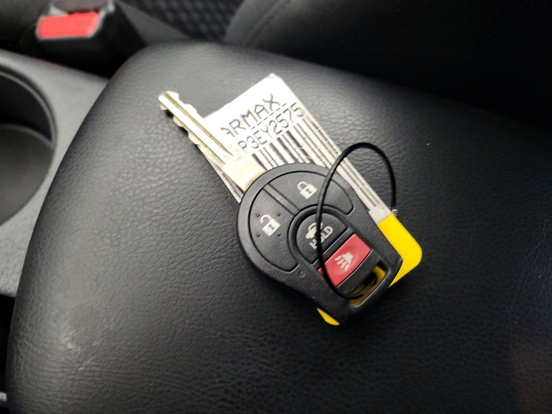 Thumbnail: 2014 Nissan Sentra - 20