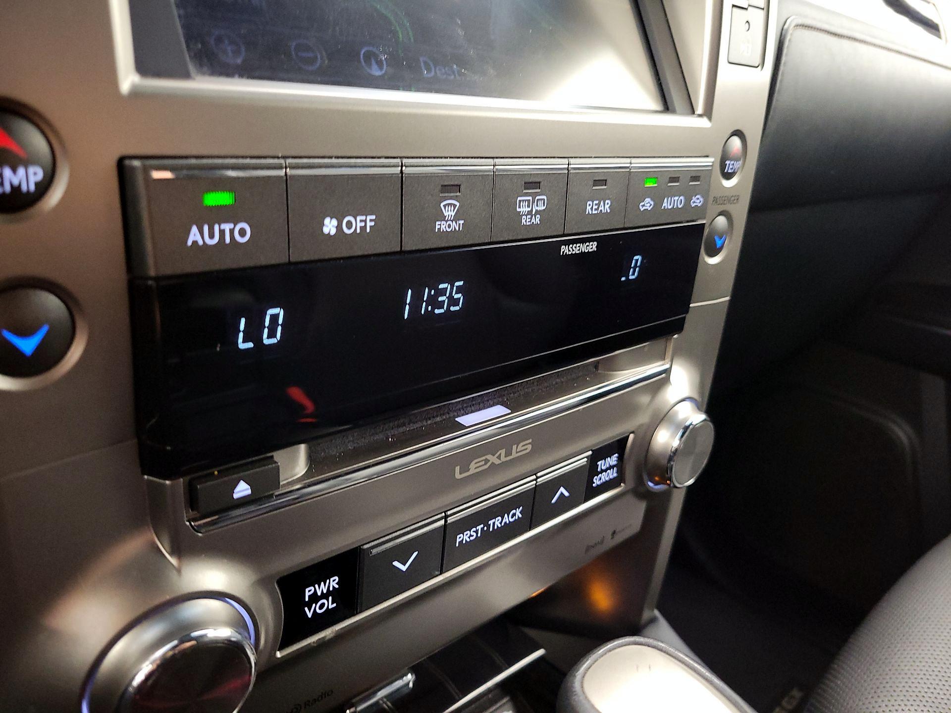 Thumbnail: 2021 Lexus GX - 17