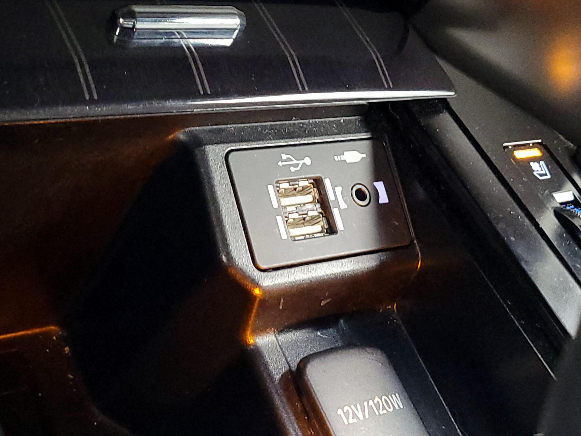 Thumbnail: 2021 Lexus GX - 19