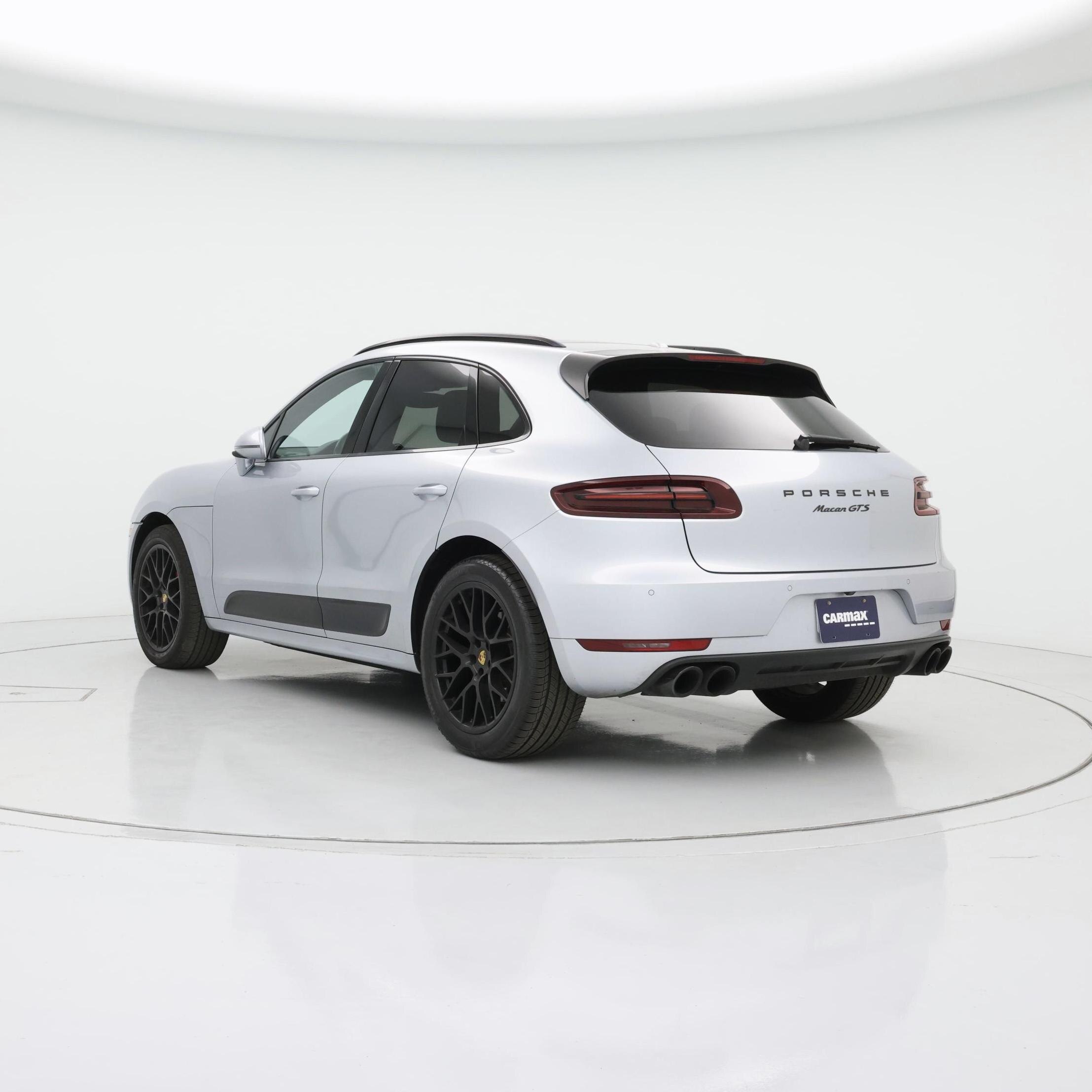 Thumbnail: 2017 Porsche Macan - 2